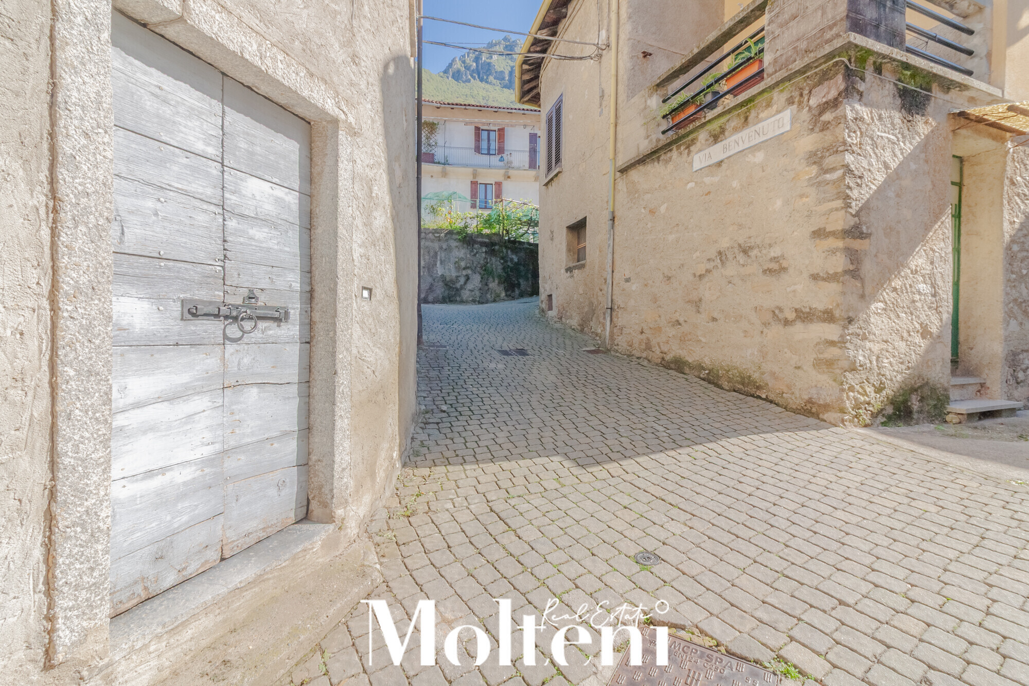 moltenirealestate_villa_abbadialariana_abbadia_forsale_vendita_garden_giardino_garage (43)