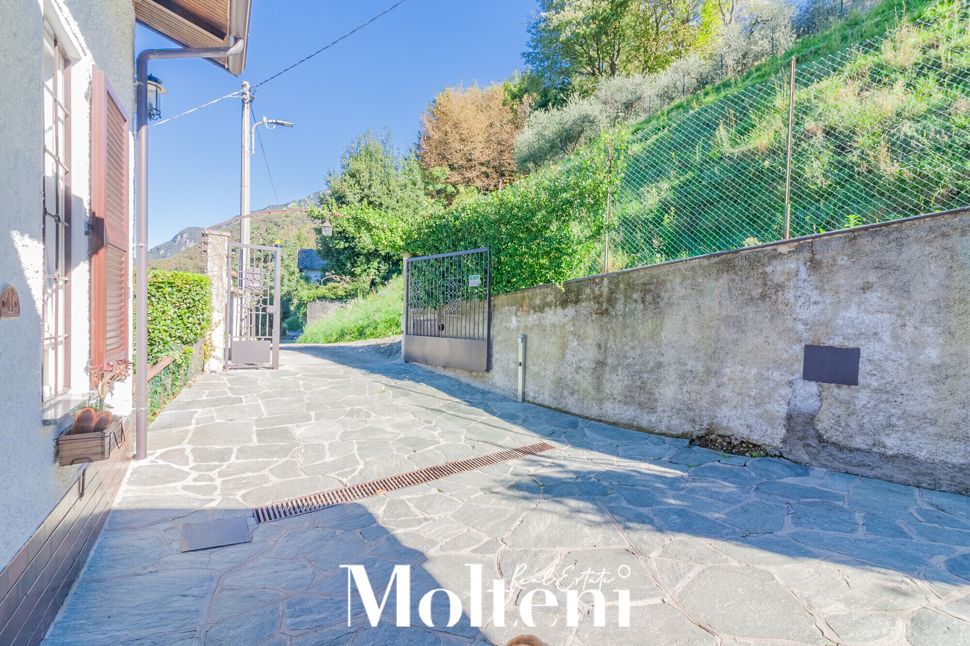moltenirealestate_villa_abbadialariana_abbadia_forsale_vendita_garden_giardino_garage (37)