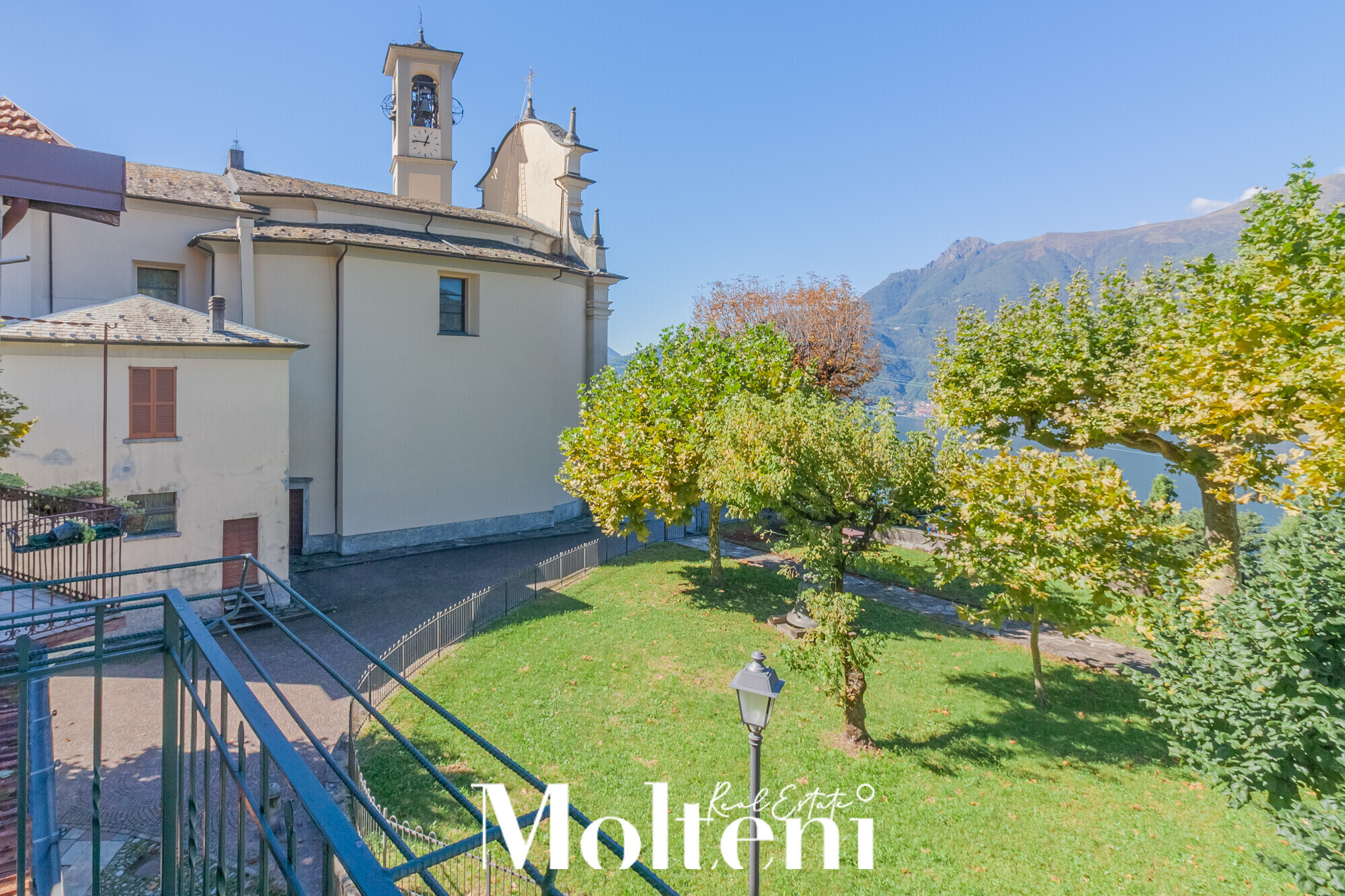 molteni_real_estate_Bellano_vendita_forsale_appartamento_vistalago_balcone (5)