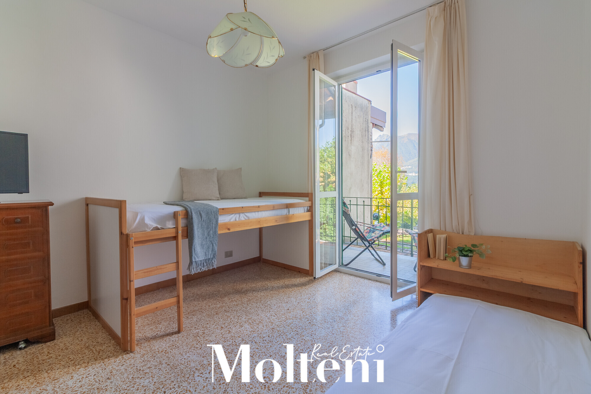 molteni_real_estate_Bellano_vendita_forsale_appartamento_vistalago_balcone (16)