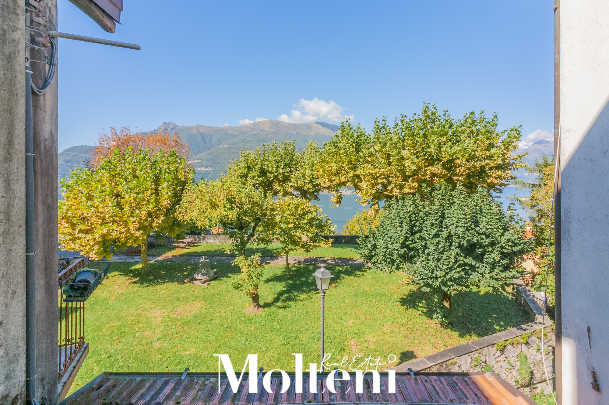 molteni_real_estate_Bellano_vendita_forsale_appartamento_vistalago_balcone (1)