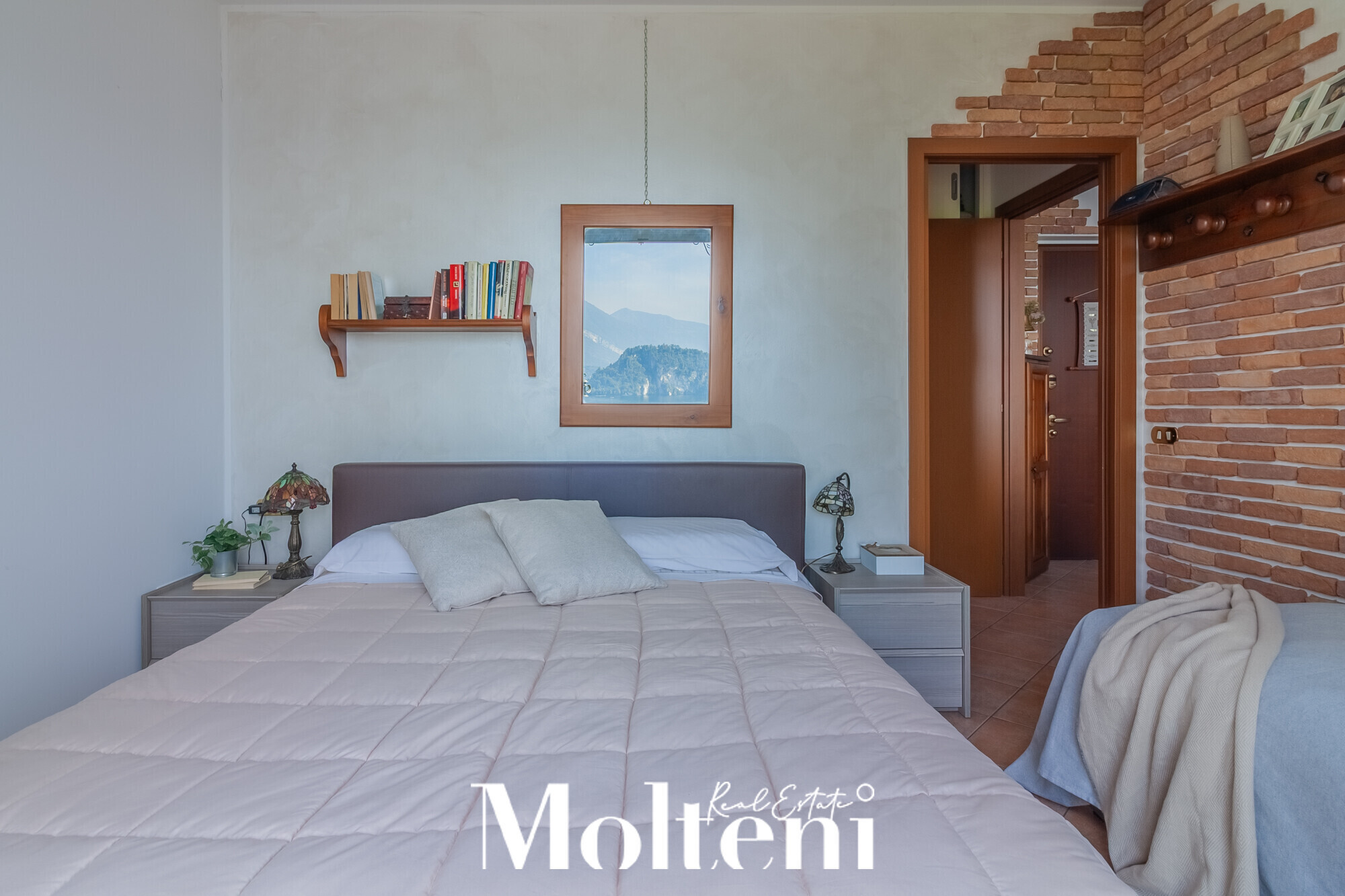 molteni-real-estate-varenna-appartamento-apartment-vendesi-for-sale -vista-lago-giardino-garden-posto-auto (19)