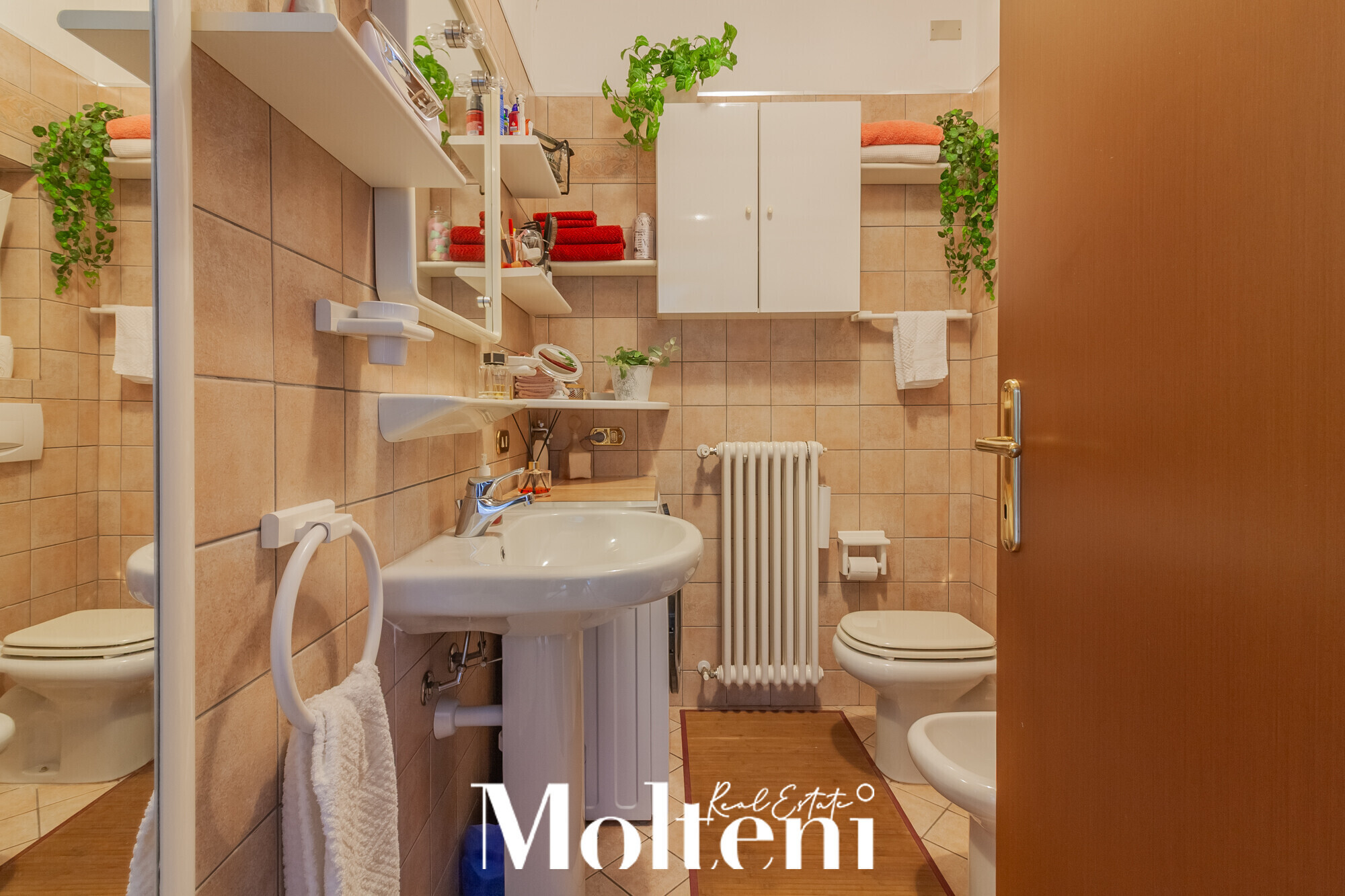 molteni-real-estate-varenna-appartamento-apartment-vendesi-for-sale -vista-lago-giardino-garden-posto-auto (22)