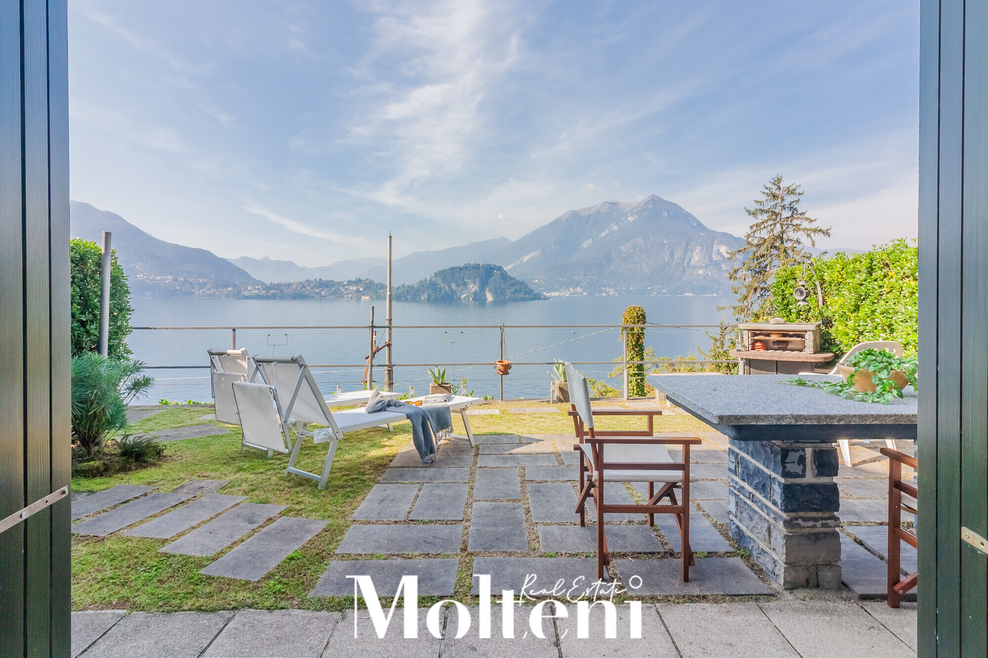 molteni-real-estate-varenna-appartamento-apartment-vendesi-for-sale -vista-lago-giardino-garden-posto-auto (1)