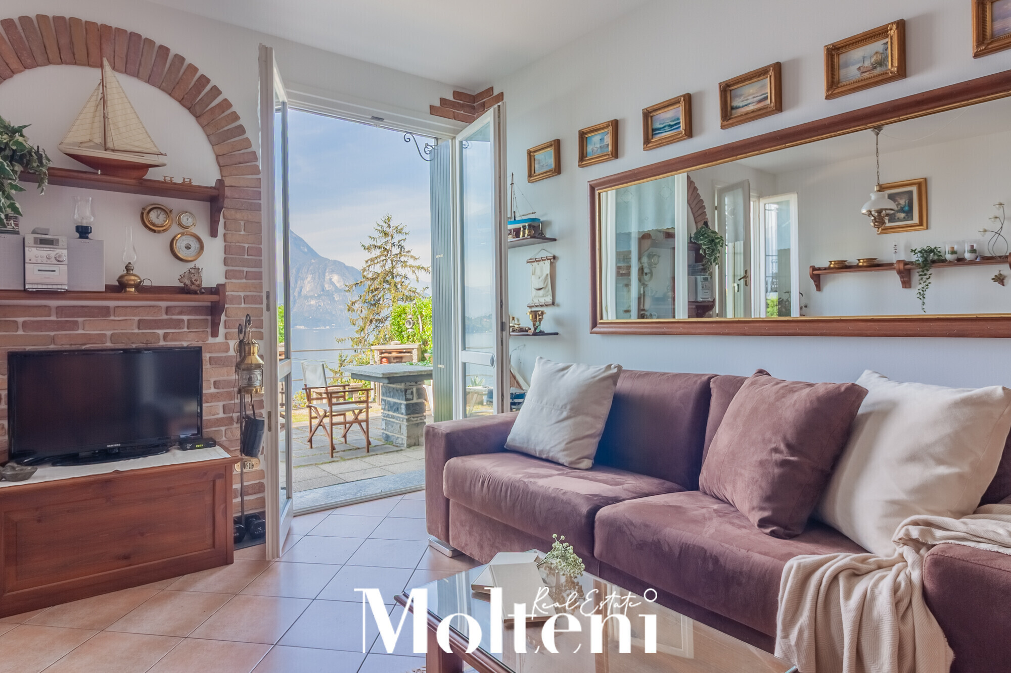 molteni-real-estate-varenna-appartamento-apartment-vendesi-for-sale -vista-lago-giardino-garden-posto-auto (8)