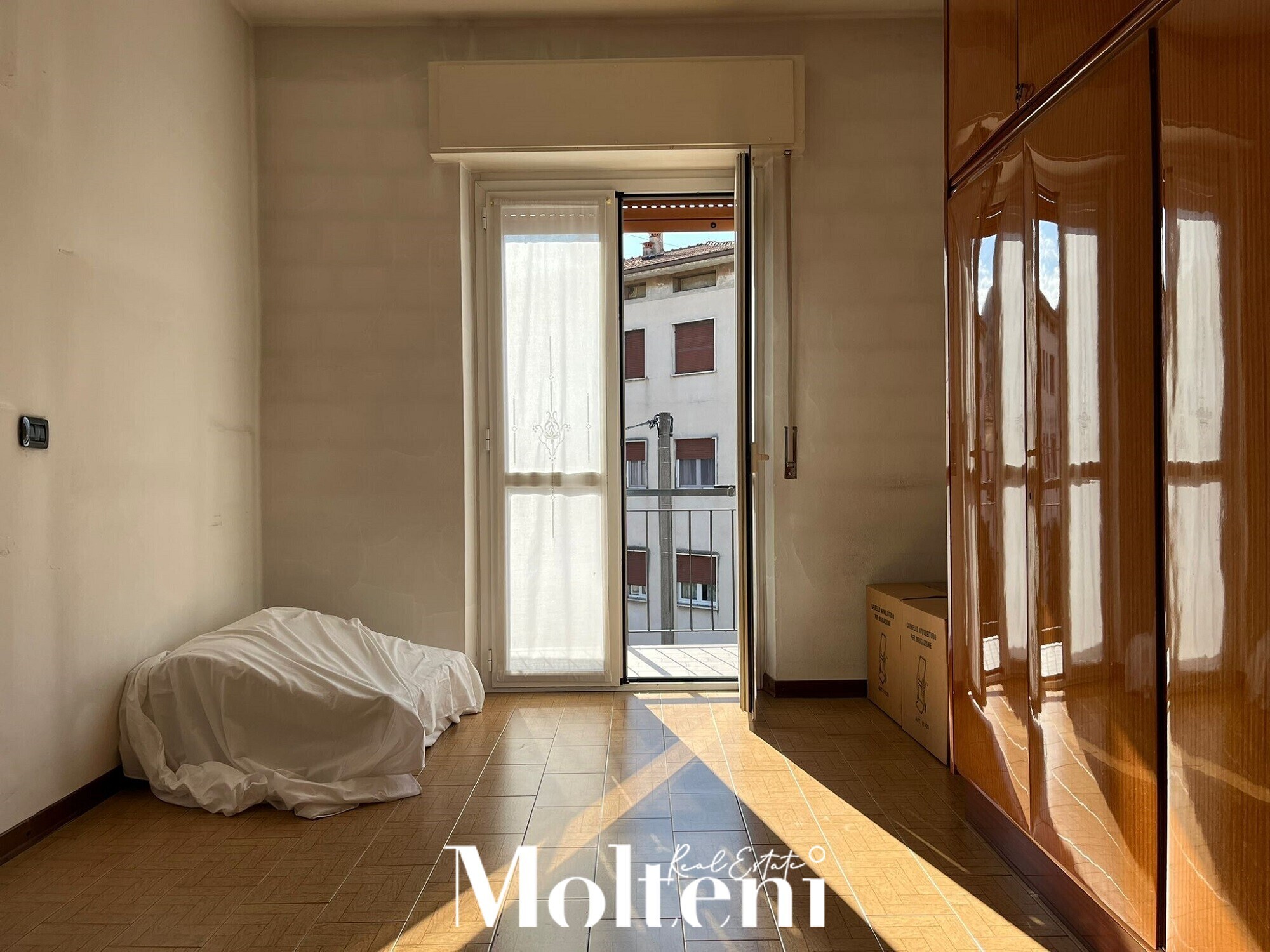 calolziocorte-vendita-forsale-appartamento-apartment-balconi-garage-moltenirealestate (6)