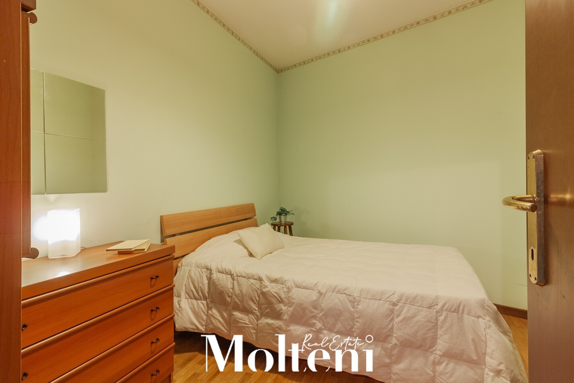 molteni-real-estate-varenna-appartamento-apartment-vendesi-for-sale -vista-lago-terrazzo-terrace-garage (19)