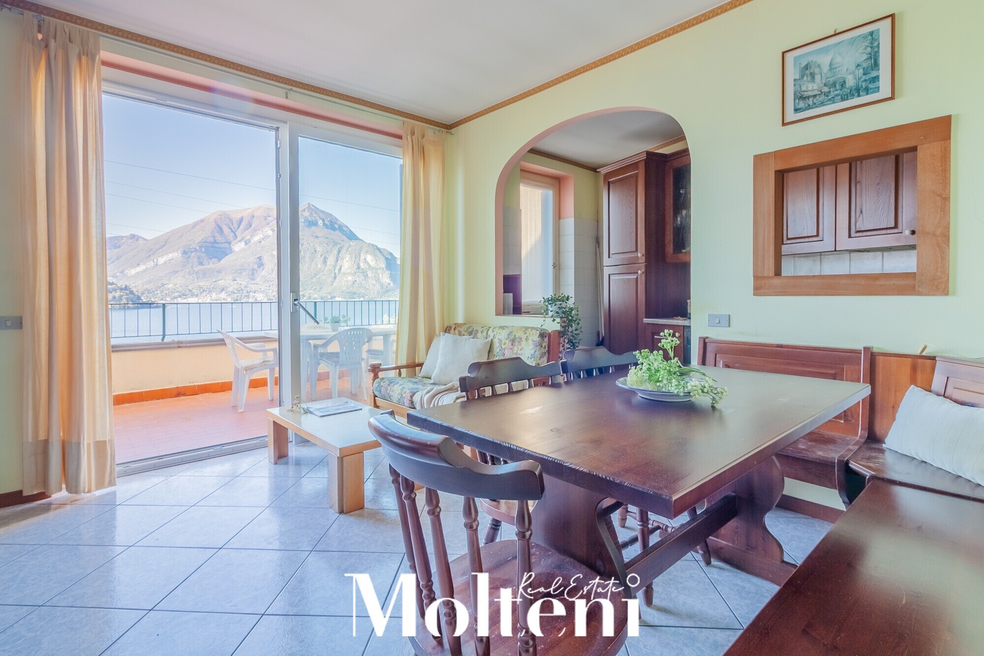 molteni-real-estate-varenna-appartamento-apartment-vendesi-for-sale -vista-lago-terrazzo-terrace-garage (7)