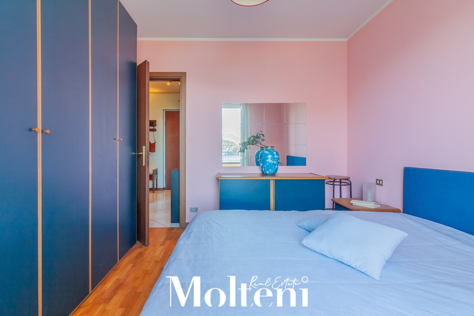 molteni-real-estate-varenna-appartamento-apartment-vendesi-for-sale -vista-lago-terrazzo-terrace-garage (17)