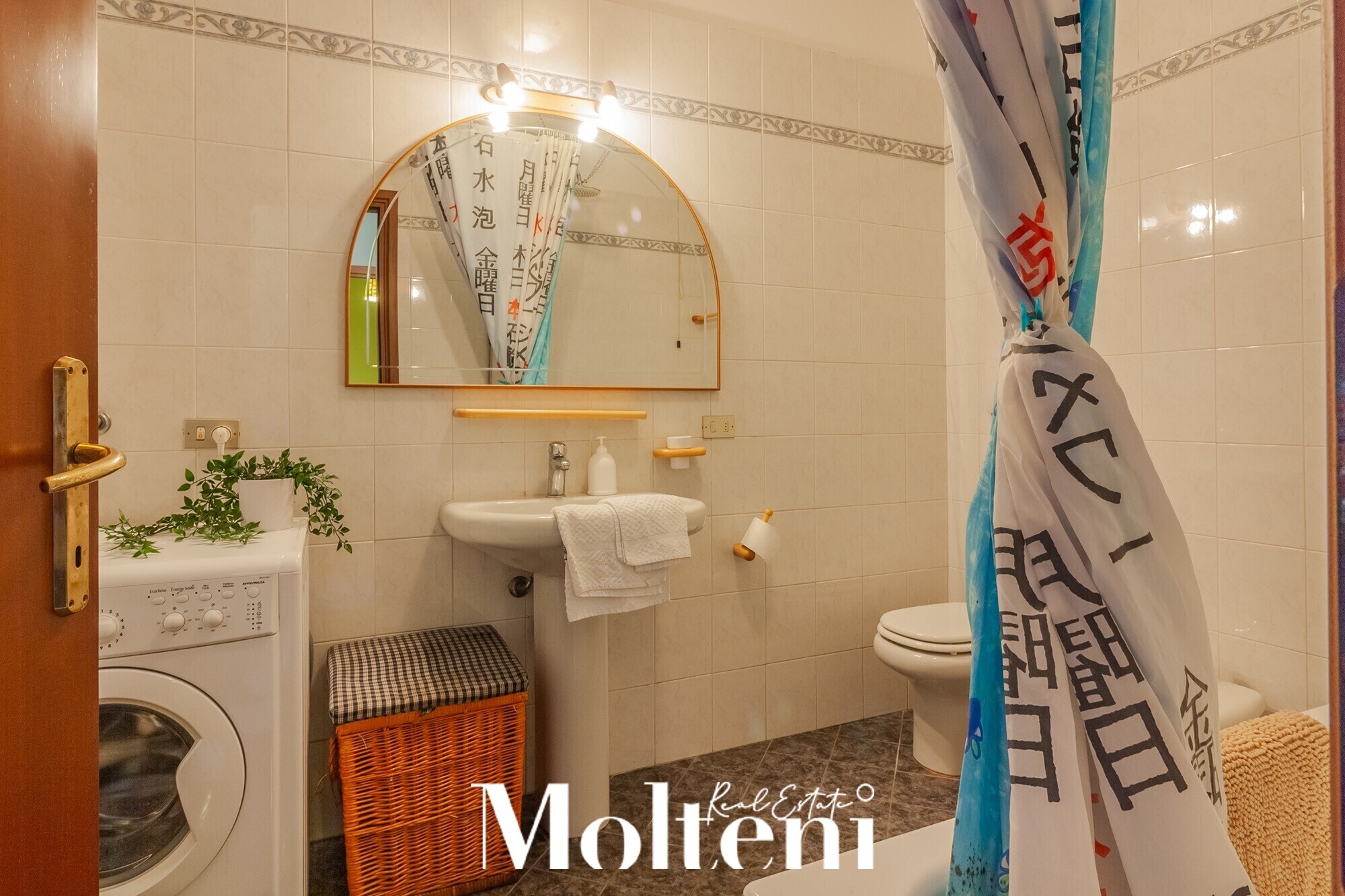 molteni-real-estate-varenna-appartamento-apartment-vendesi-for-sale -vista-lago-terrazzo-terrace-garage (22)