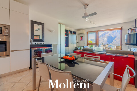 perledo-vendita-forsale-appartamento-apartament-molteniexclusive-moltenirealestate-garage-vista-lago-lake-view (12)