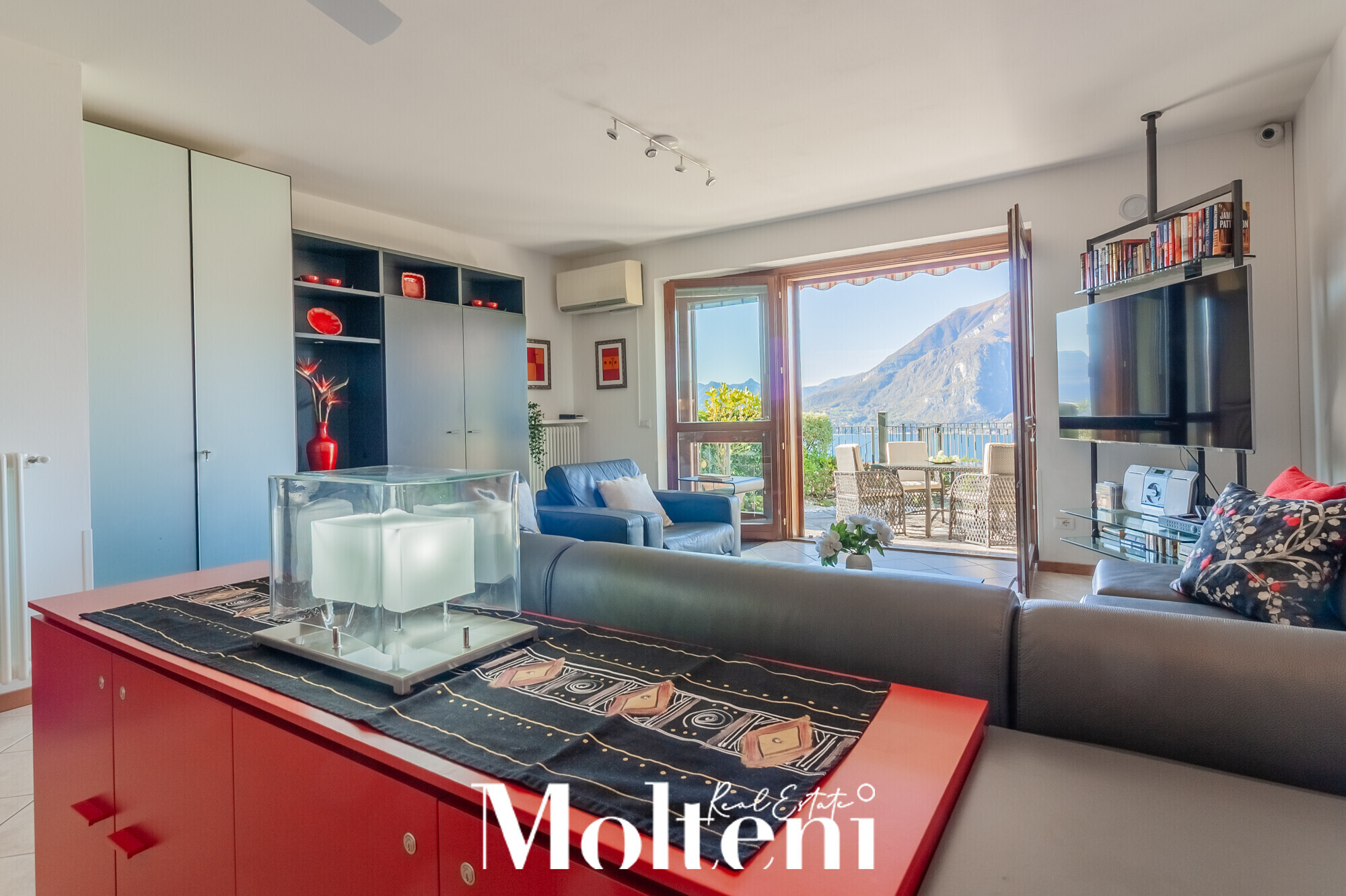 perledo-vendita-forsale-appartamento-apartament-molteniexclusive-moltenirealestate-garage-vista-lago-lake-view (8)
