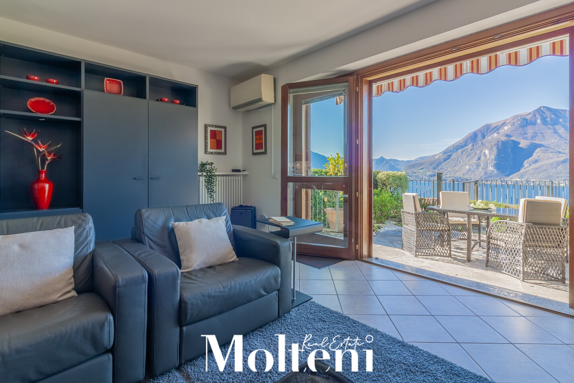 perledo-vendita-forsale-appartamento-apartament-molteniexclusive-moltenirealestate-garage-vista-lago-lake-view (4)