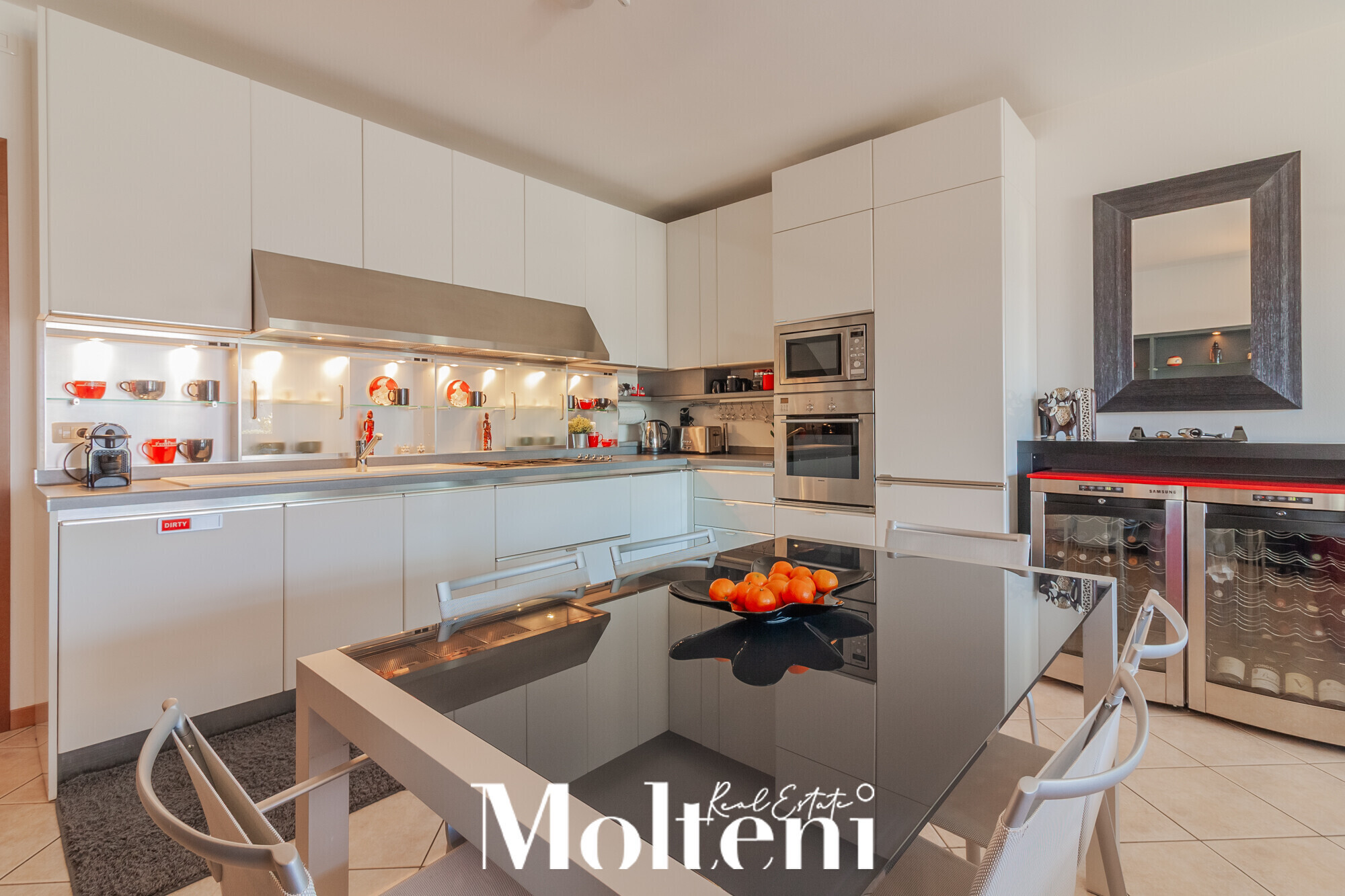 perledo-vendita-forsale-appartamento-apartament-molteniexclusive-moltenirealestate-garage-vista-lago-lake-view (10)