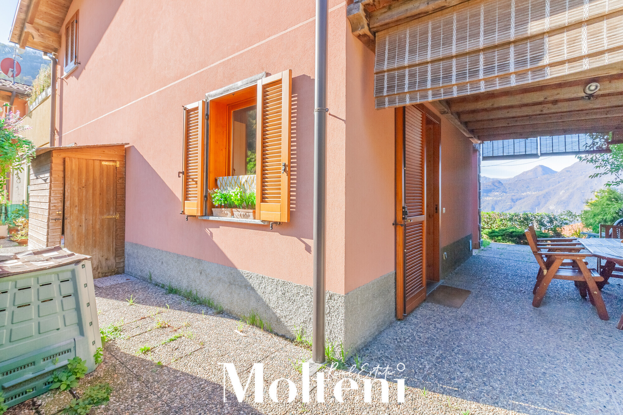 molteni_real_estate_casa_house_vendita_forsale_perledo_vista_lago_lake_view_giardino_garden_ (23)