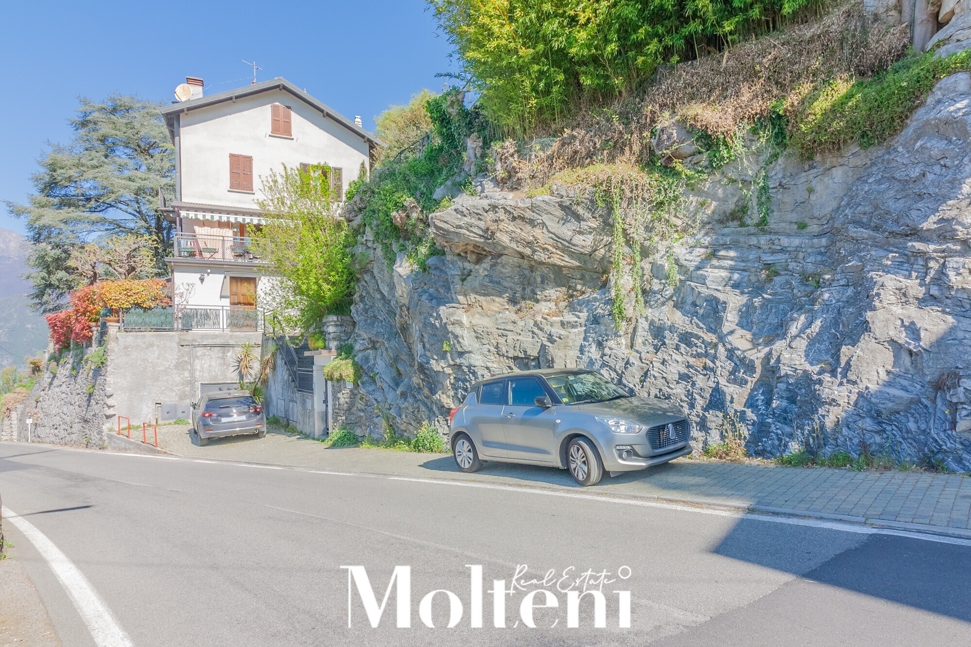 molteni_real_estate_appartamento_ apartment_vendita_forsale_perledo_vista_lago_lake_view_giardino_garden_ (34)