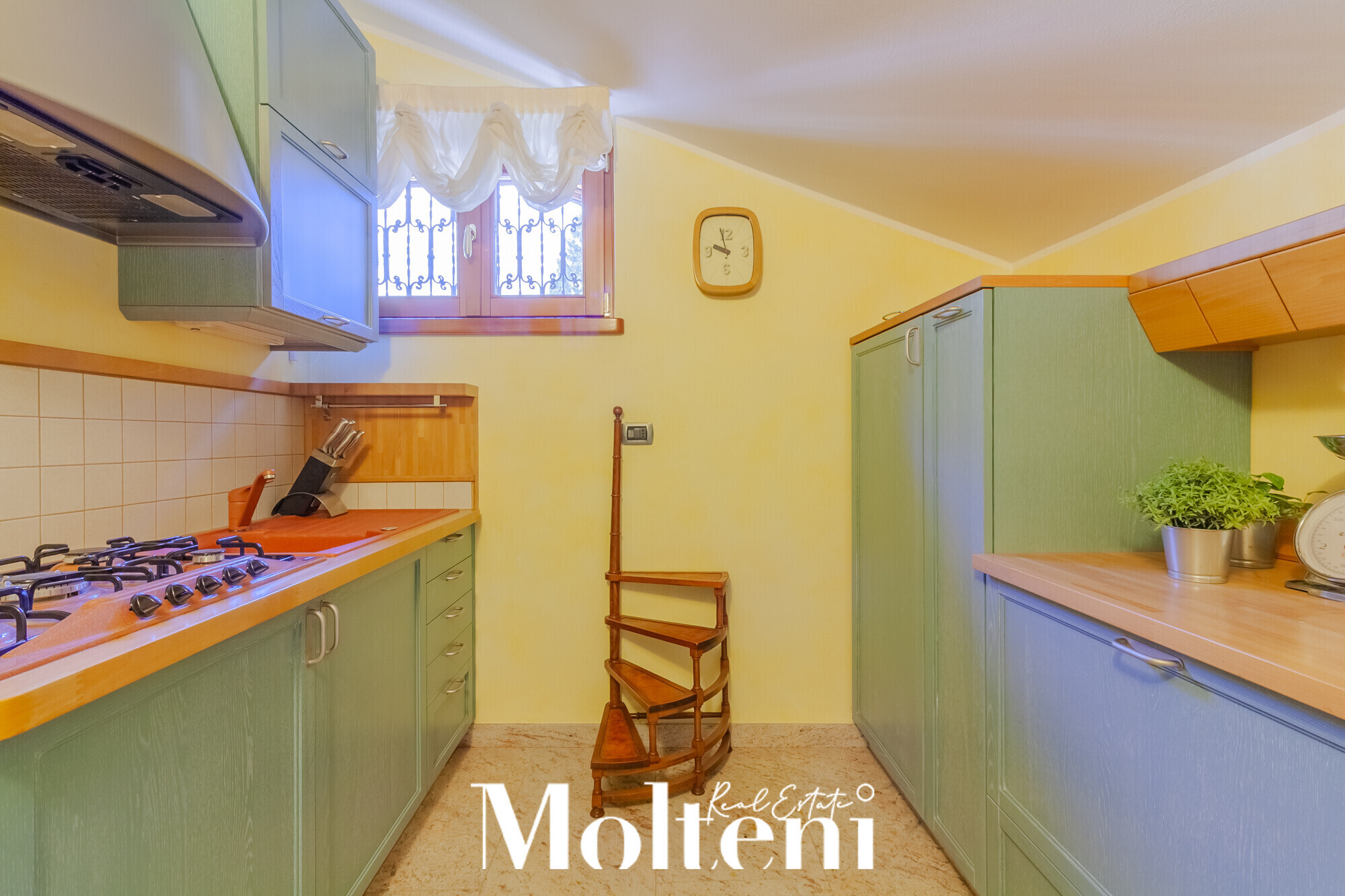 molteni_real_estate_barzio_vendita_forsale_casa_house_indipendente_independent_villa_giardino_garden (30)