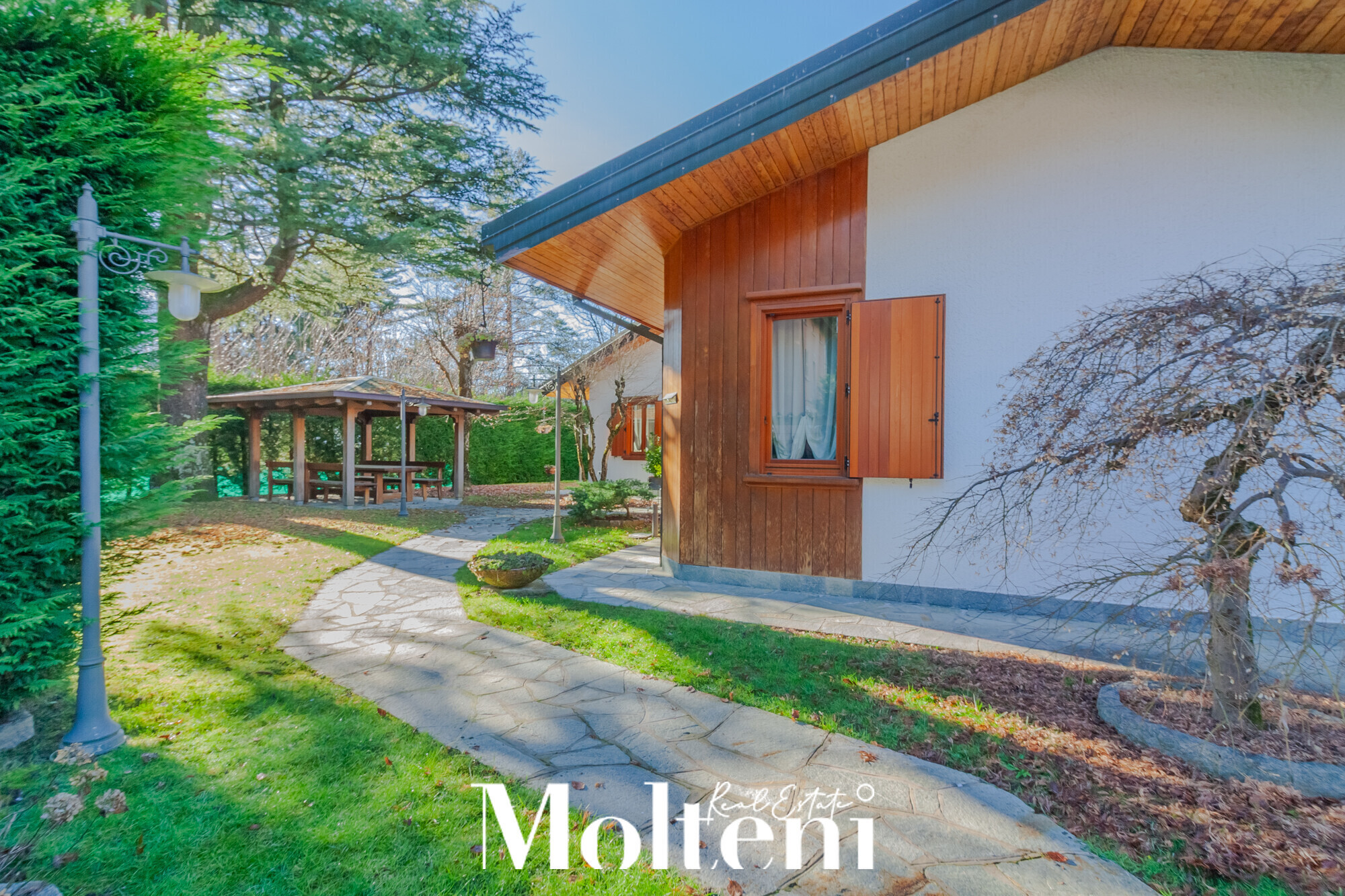 molteni_real_estate_barzio_vendita_forsale_casa_house_indipendente_independent_villa_giardino_garden (44)
