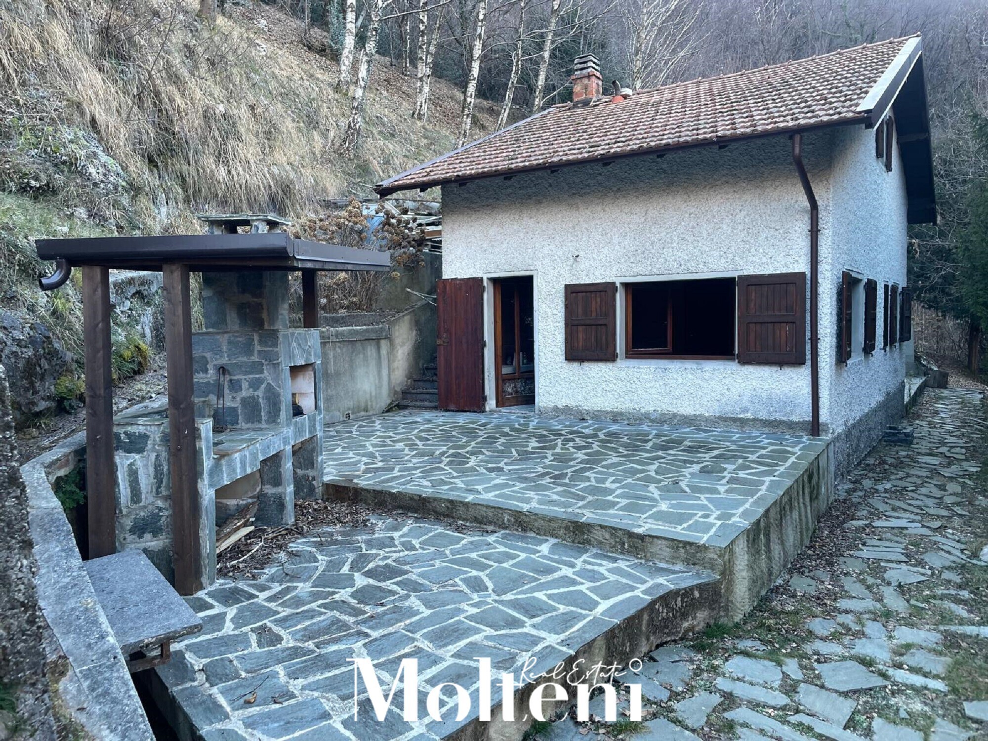 Mandello-casa-baita-vendesi-house-forsale-lakecomo-moltenirealestate-molteniexclusive (2)