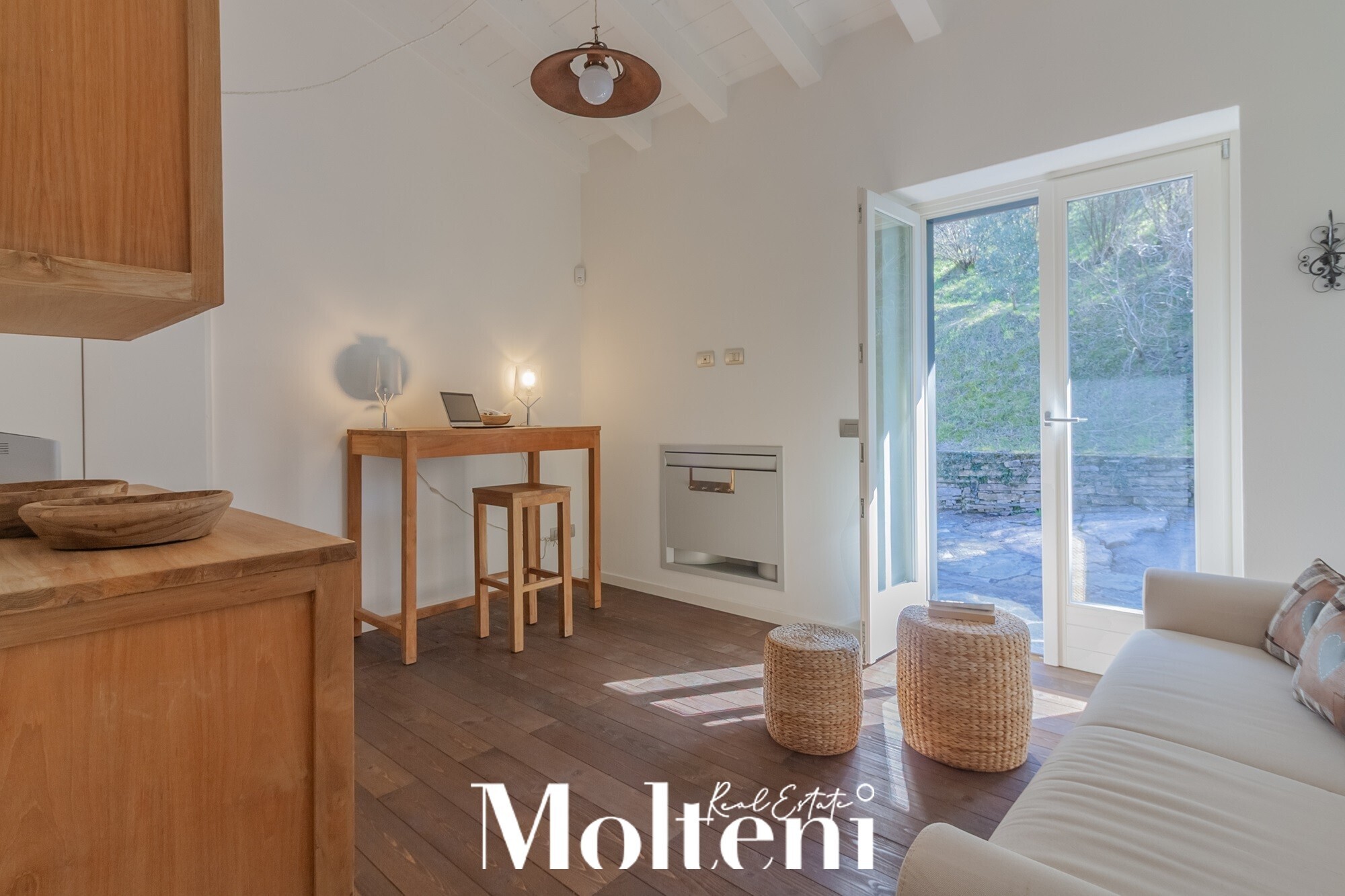 molteni_real_estate_casa_house_vendita_forsale_perledo_vista_lago_lake_view_giardino_garden_garage(16)