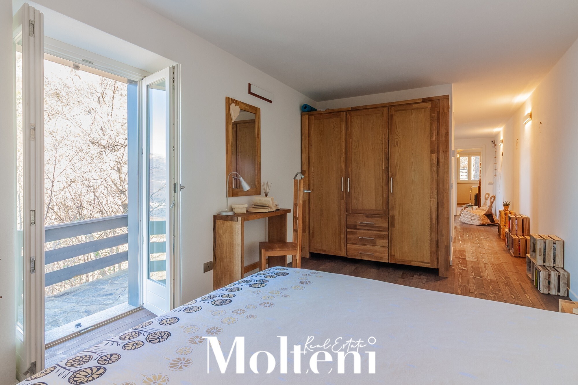 molteni_real_estate_casa_house_vendita_forsale_perledo_vista_lago_lake_view_giardino_garden_garage(25)