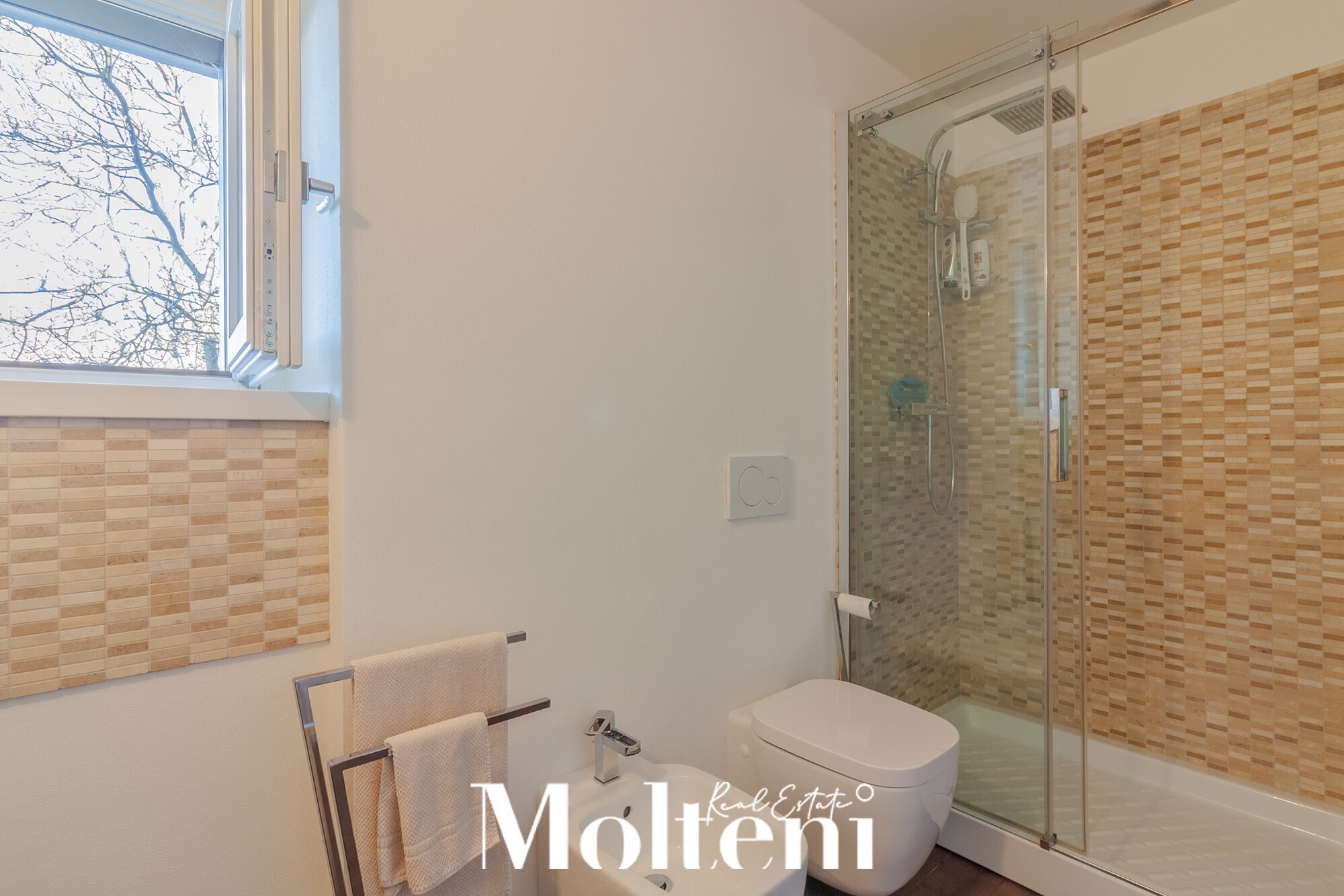 molteni_real_estate_casa_house_vendita_forsale_perledo_vista_lago_lake_view_giardino_garden_garage(29)