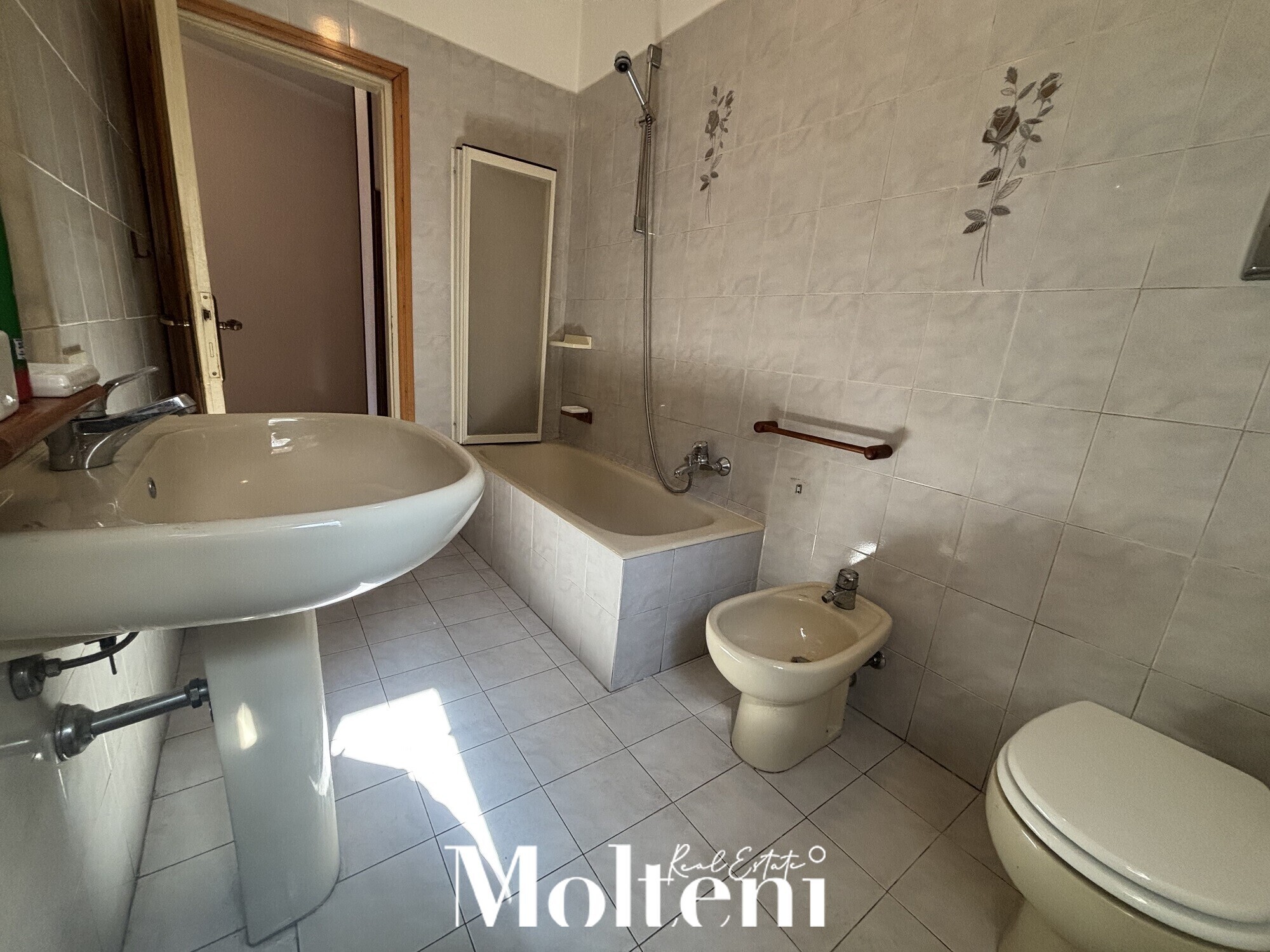 mandello-del-lario-appartamento-apartment-bilocale-garage-molteni-real-estate  (10)