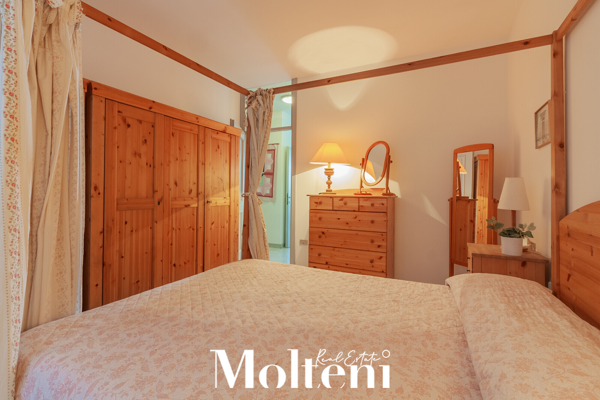 molteni-real-estate-varenna-appartamento-apartment-vendesi-for-sale-garden-giardino-vista-lago (16)