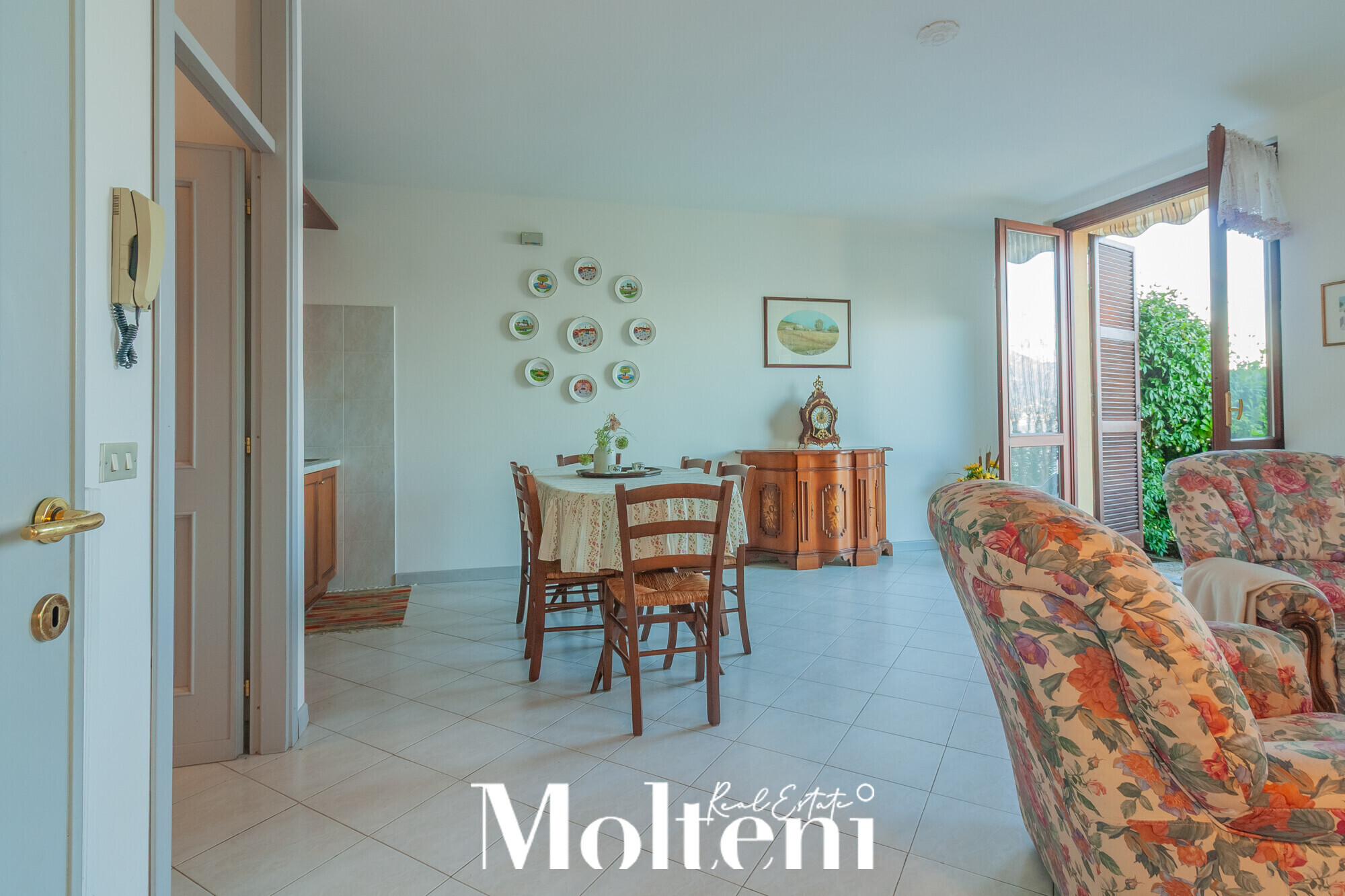 molteni-real-estate-varenna-appartamento-apartment-vendesi-for-sale-garden-giardino-vista-lago (7)