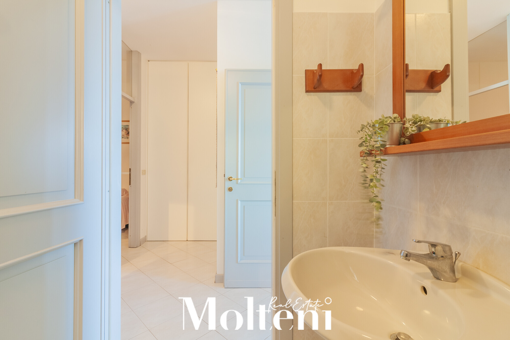 molteni-real-estate-varenna-appartamento-apartment-vendesi-for-sale-garden-giardino-vista-lago (18)