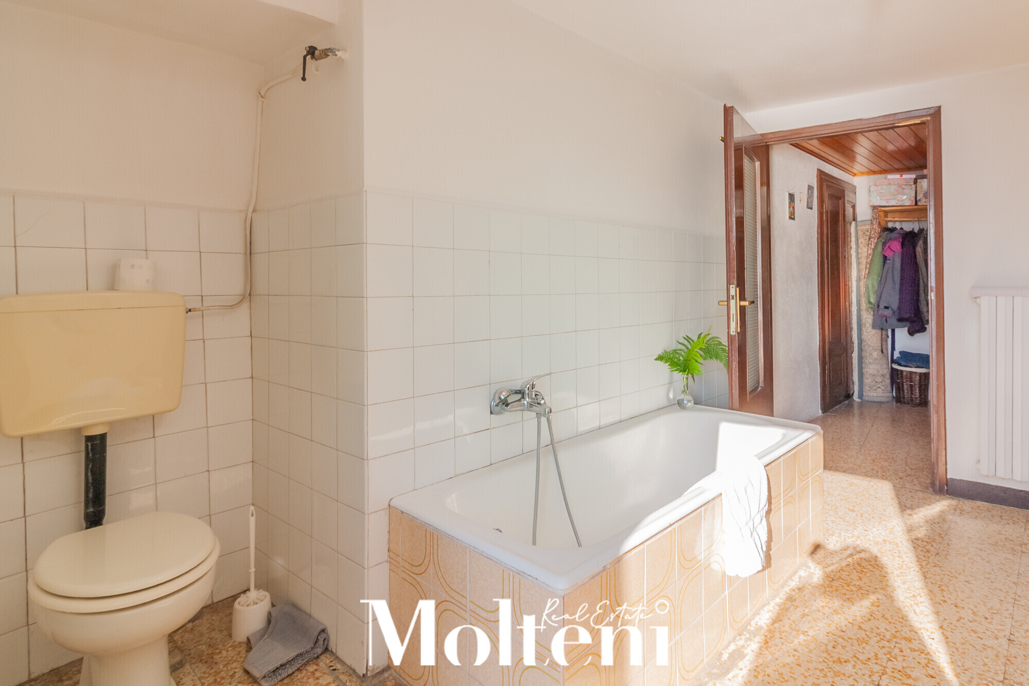 molteni-real-estate-varenna-casa-house-vendesi-for-sale-terrazzo-terrace-vista-lago (18)
