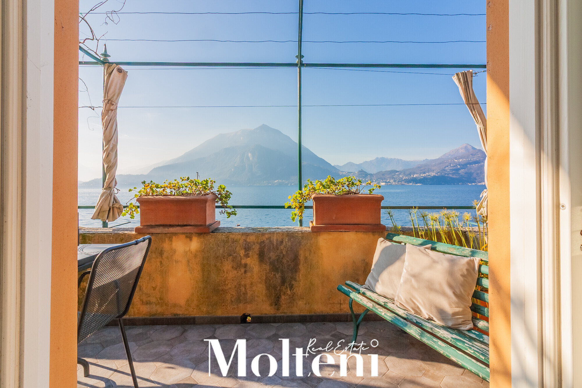 molteni-real-estate-varenna-casa-house-vendesi-for-sale-terrazzo-terrace-vista-lago (5)
