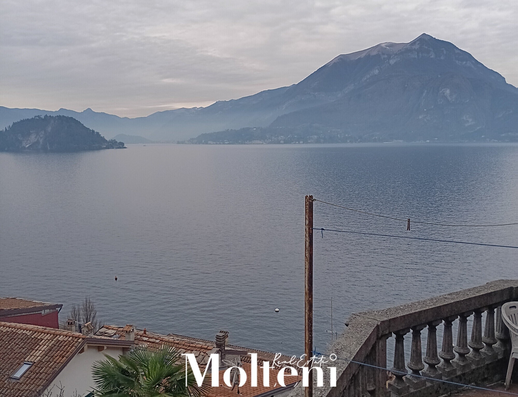 molteni-real-estate-varenna-fiumelatte-casa-house-vendesi-for-sale-balcone-balcony-vista-lago (3)