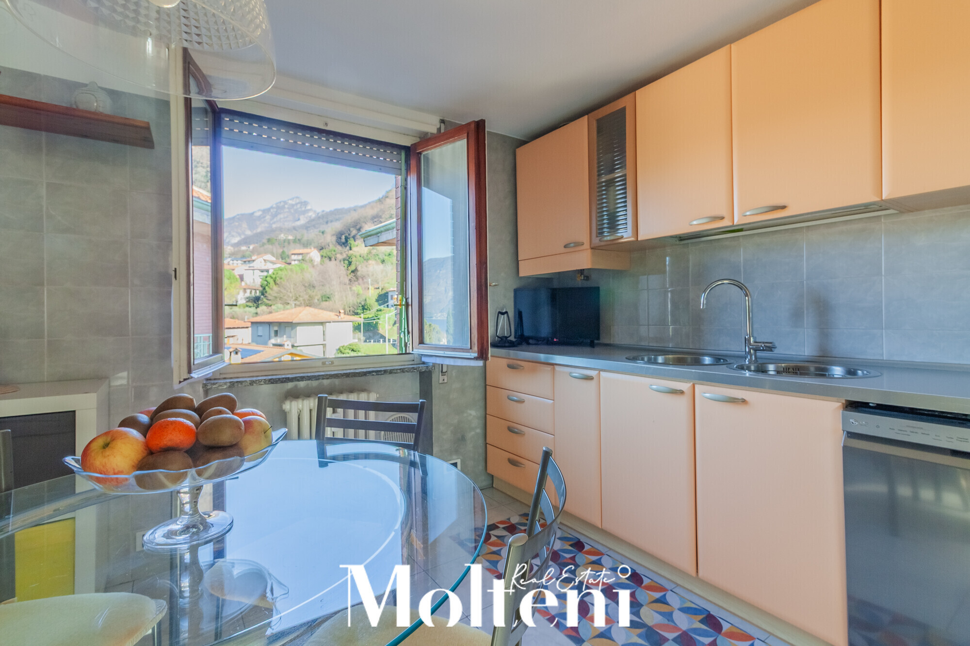 Abbadia-Lariana-appartamento-apartment-balconi-vendita-forsale-lakecomo-moltenirealestate-molteniexclusive (5)