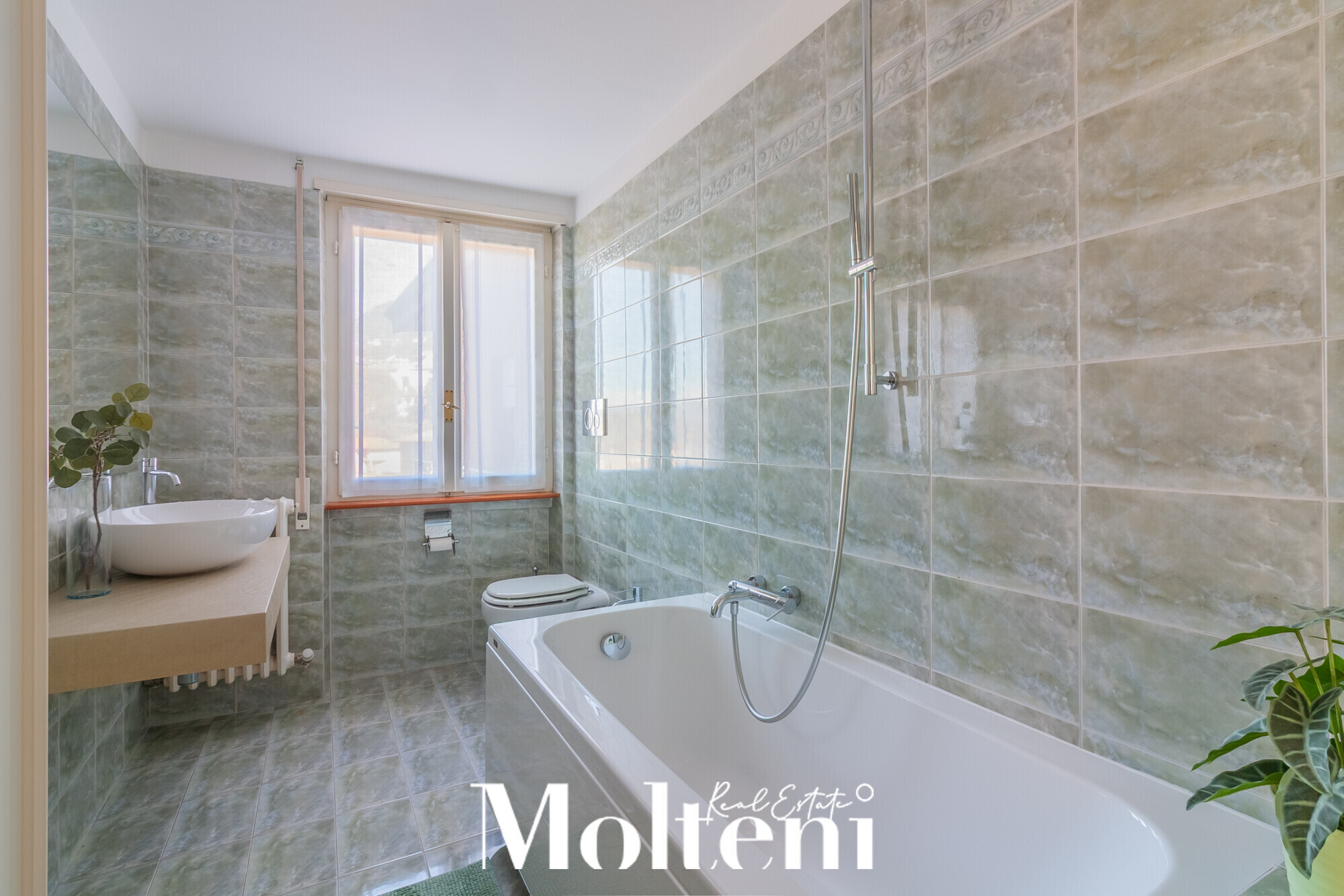 Abbadia-Lariana-appartamento-apartment-balconi-vendita-forsale-lakecomo-moltenirealestate-molteniexclusive (14)