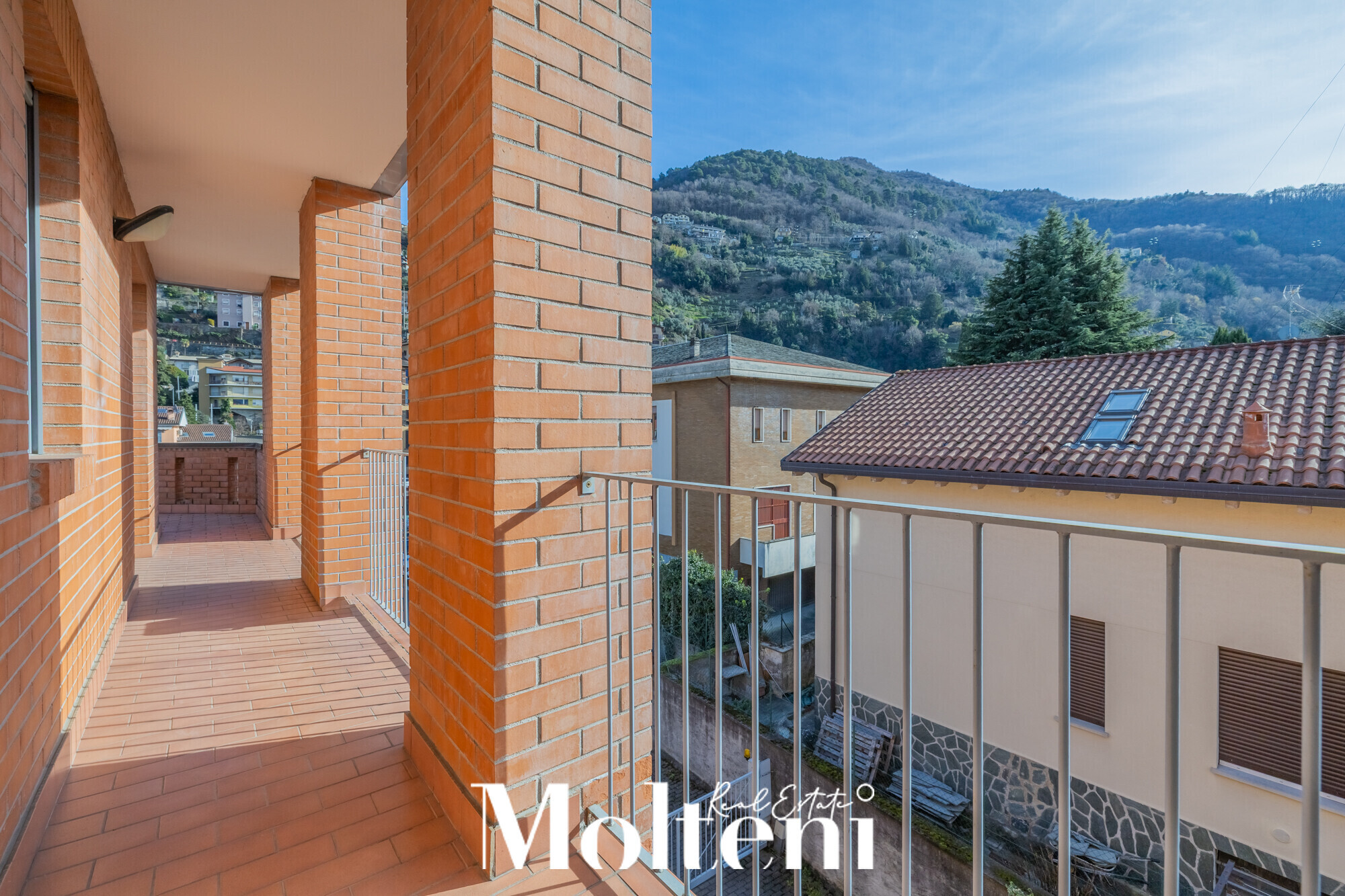 molteni_real_estate_bellano_ vendita_forsale_appartamento_house_apartment-terrazzo-balcone_balcony (15)