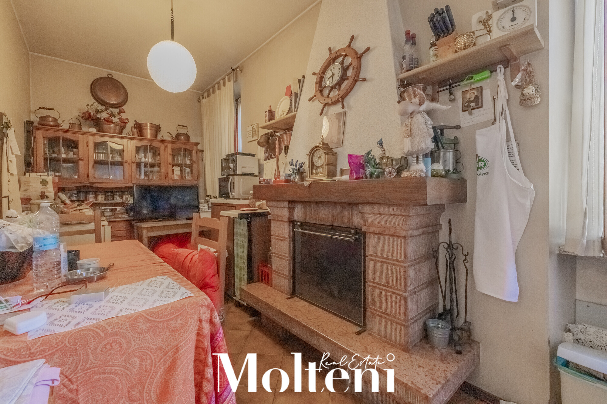 molteni-real-estate-mandello-del-lario-locale-commerciale-appartamenti-apartments-vendesi-for-sale (13)