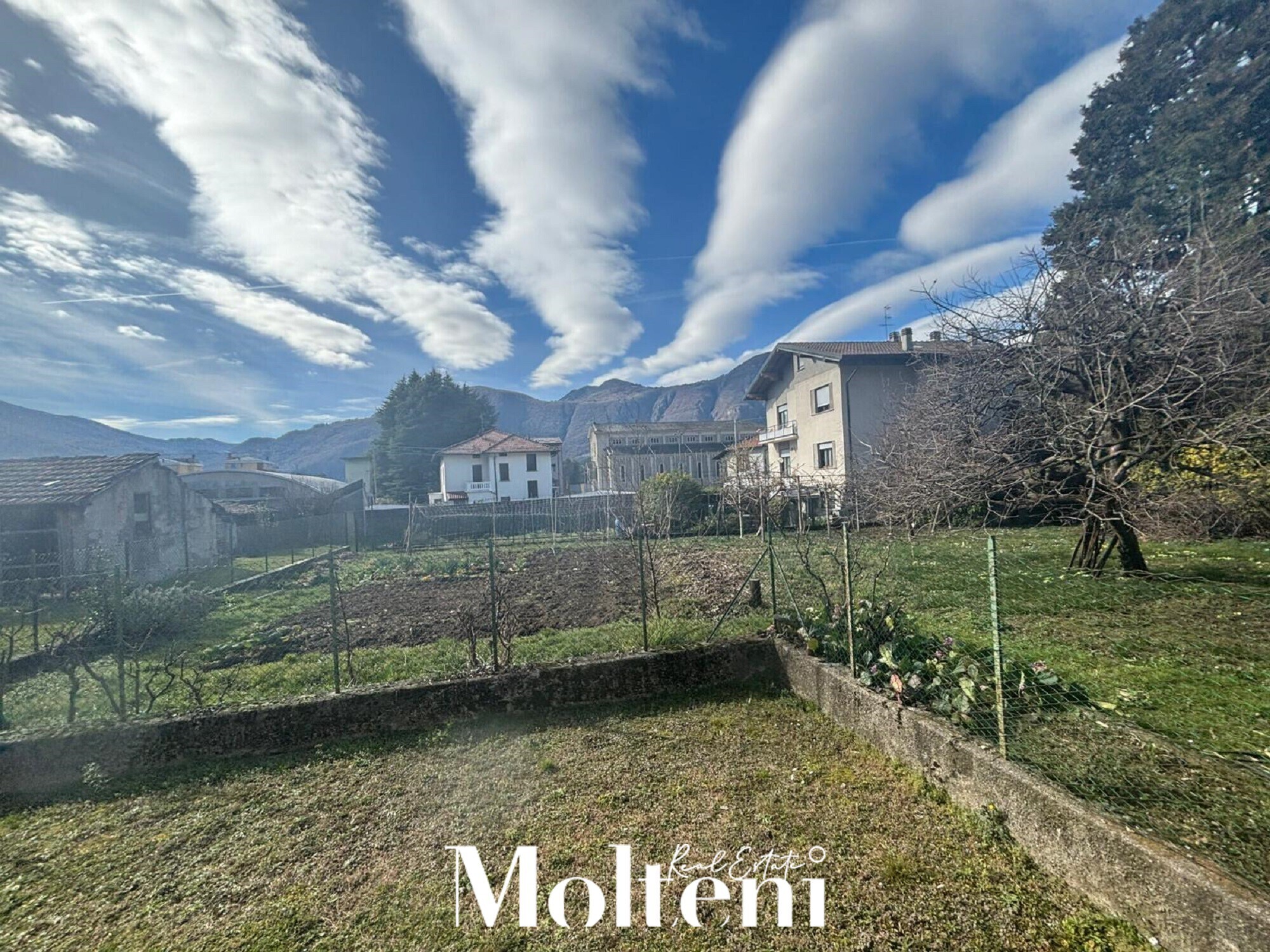 molteni_real_estate_mandello-del_lario vendita_forsale_casa-semi-indipendente_giardino (9)