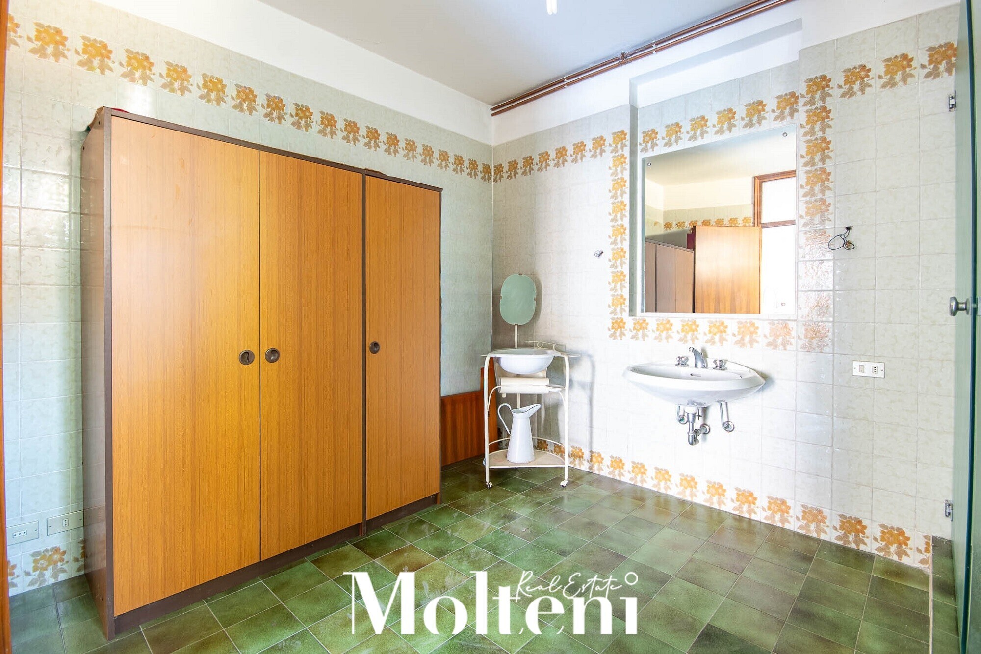molteni-real-estate-oliveto-lario-vassena-casa-house-vendesi-for-sale-terrazzo-terrace-garden-giardino-vista-lago (42)