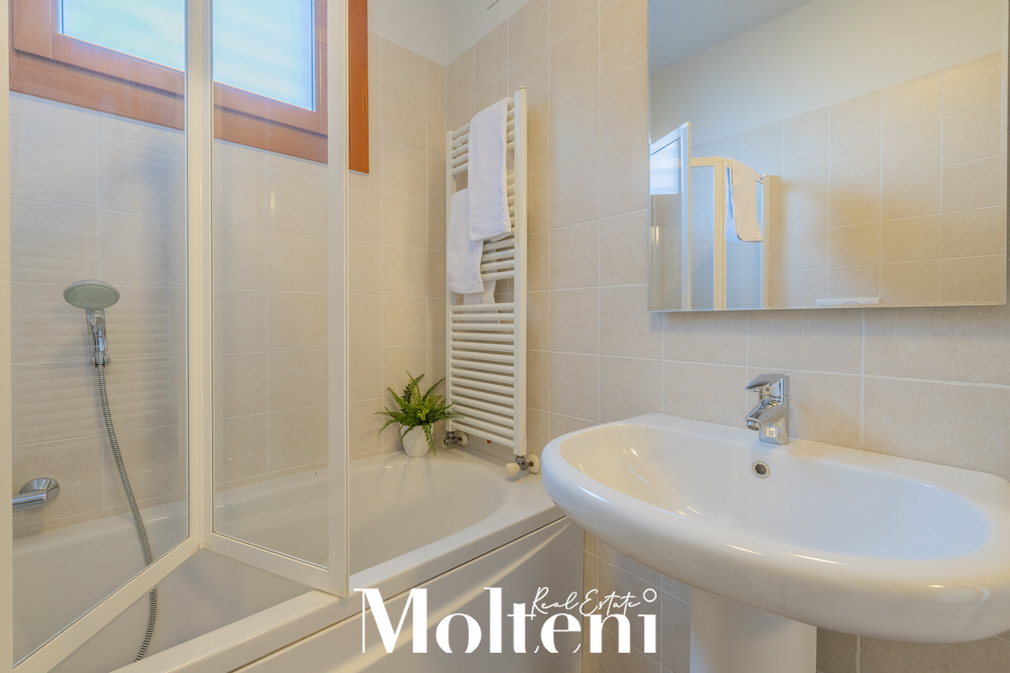 molteni_real_estate_casa_house_vendita_forsale_perledo_vista_lago_lake_view_terrazzo_terrace_giardino_garden_pool (10)