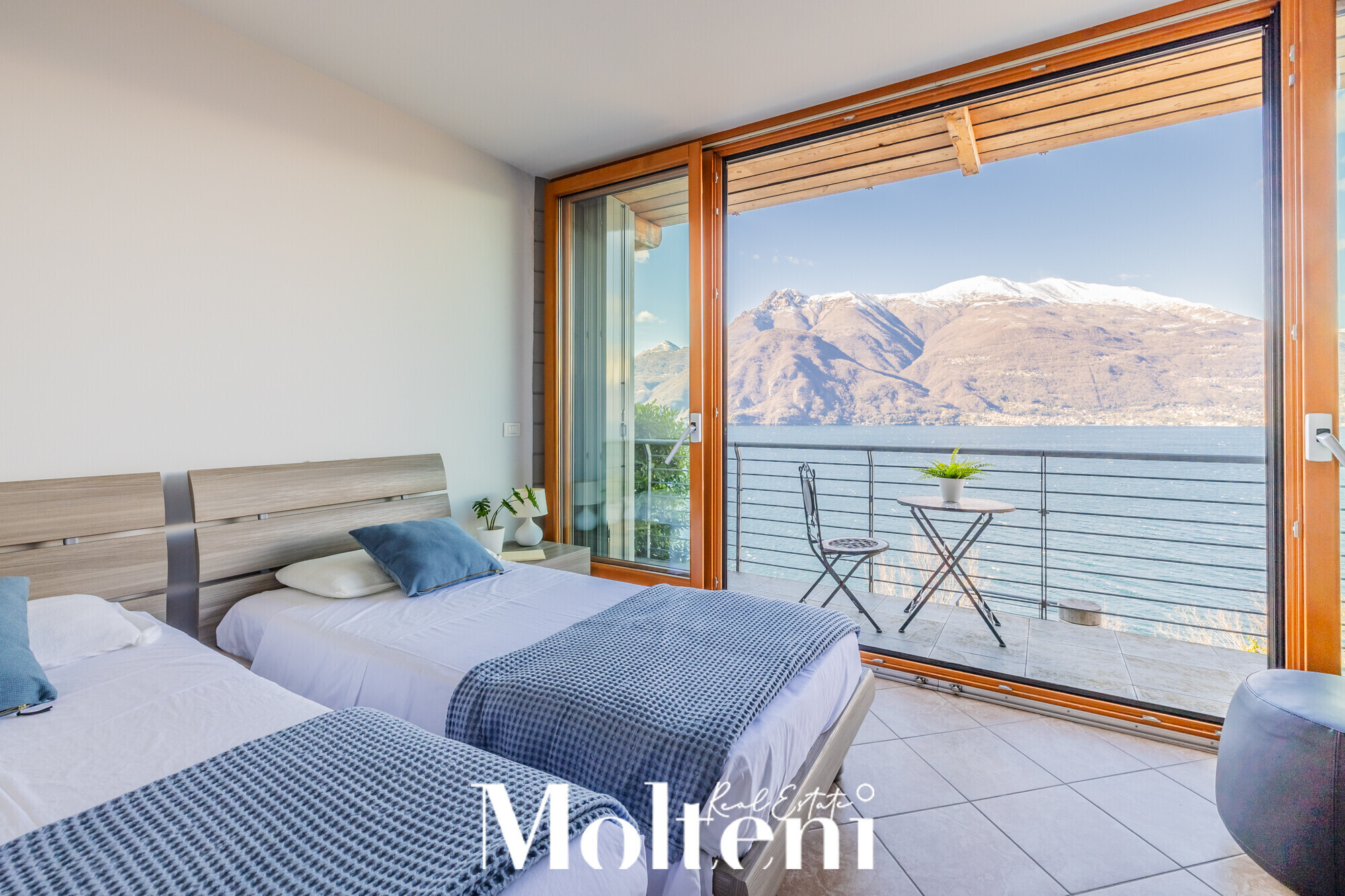 molteni_real_estate_casa_house_vendita_forsale_perledo_vista_lago_lake_view_terrazzo_terrace_giardino_garden_pool (12)
