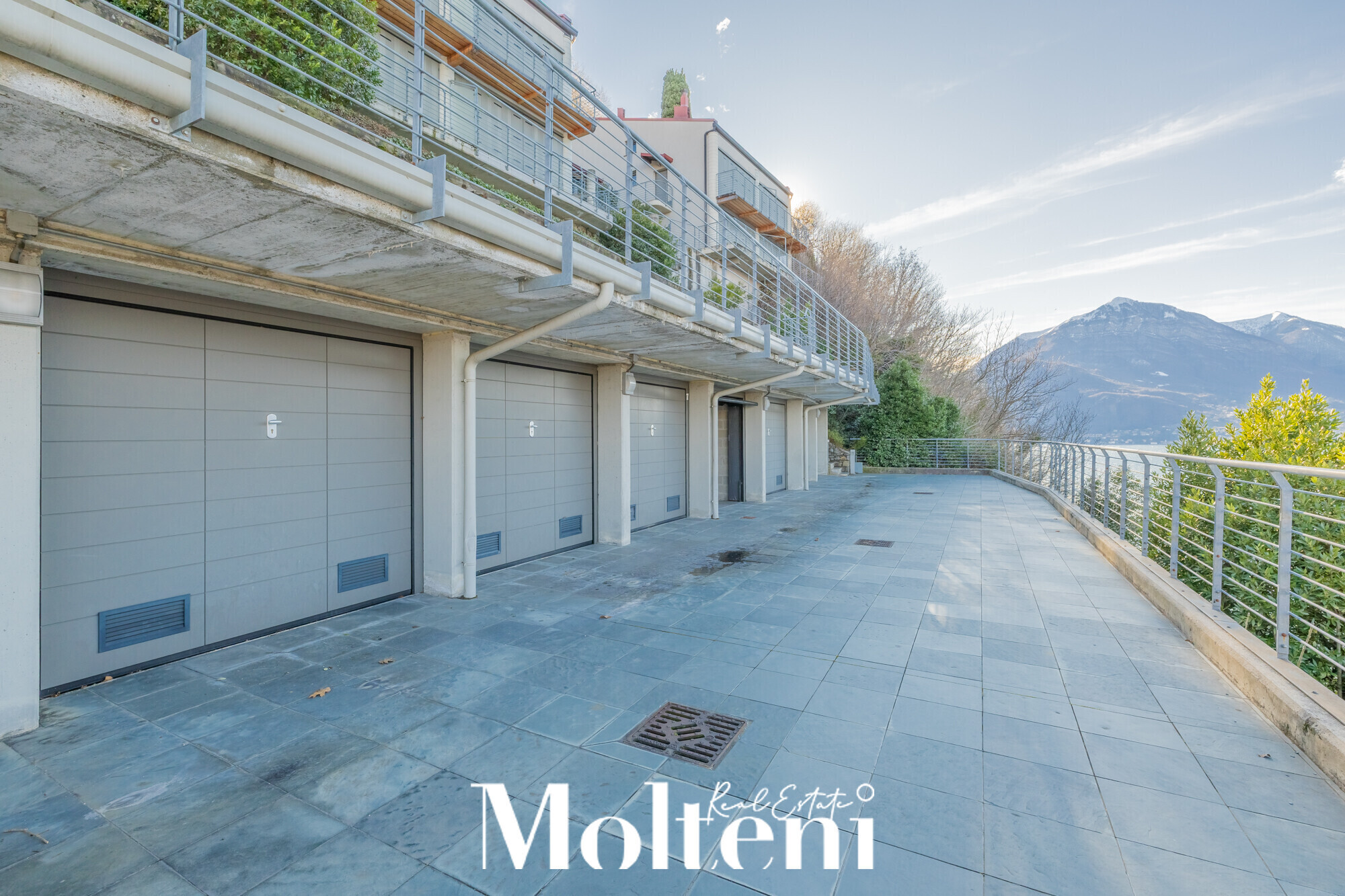 molteni_real_estate_casa_house_vendita_forsale_perledo_vista_lago_lake_view_terrazzo_terrace_giardino_garden_pool (29)