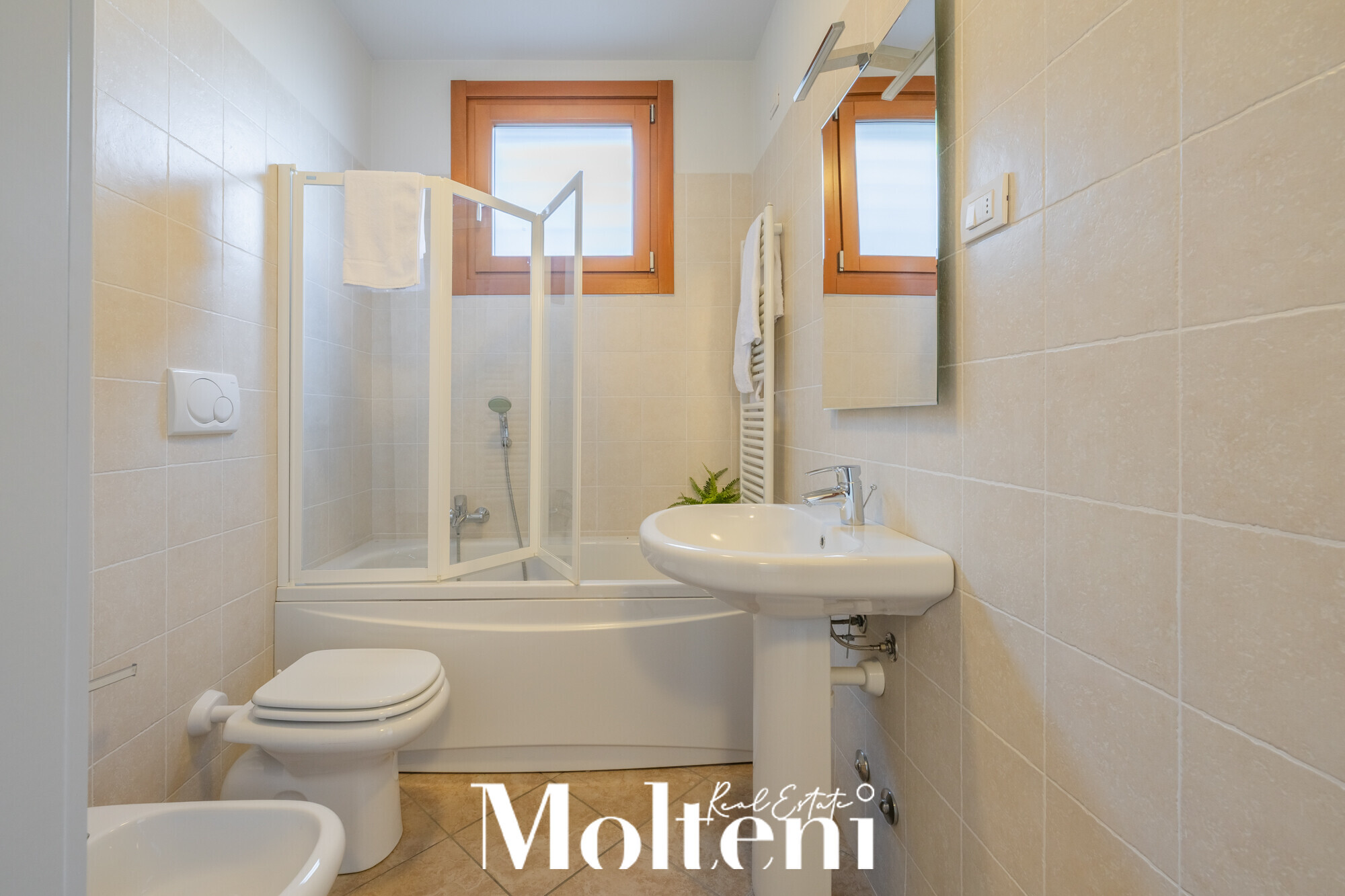 molteni_real_estate_casa_house_vendita_forsale_perledo_vista_lago_lake_view_terrazzo_terrace_giardino_garden_pool (9)