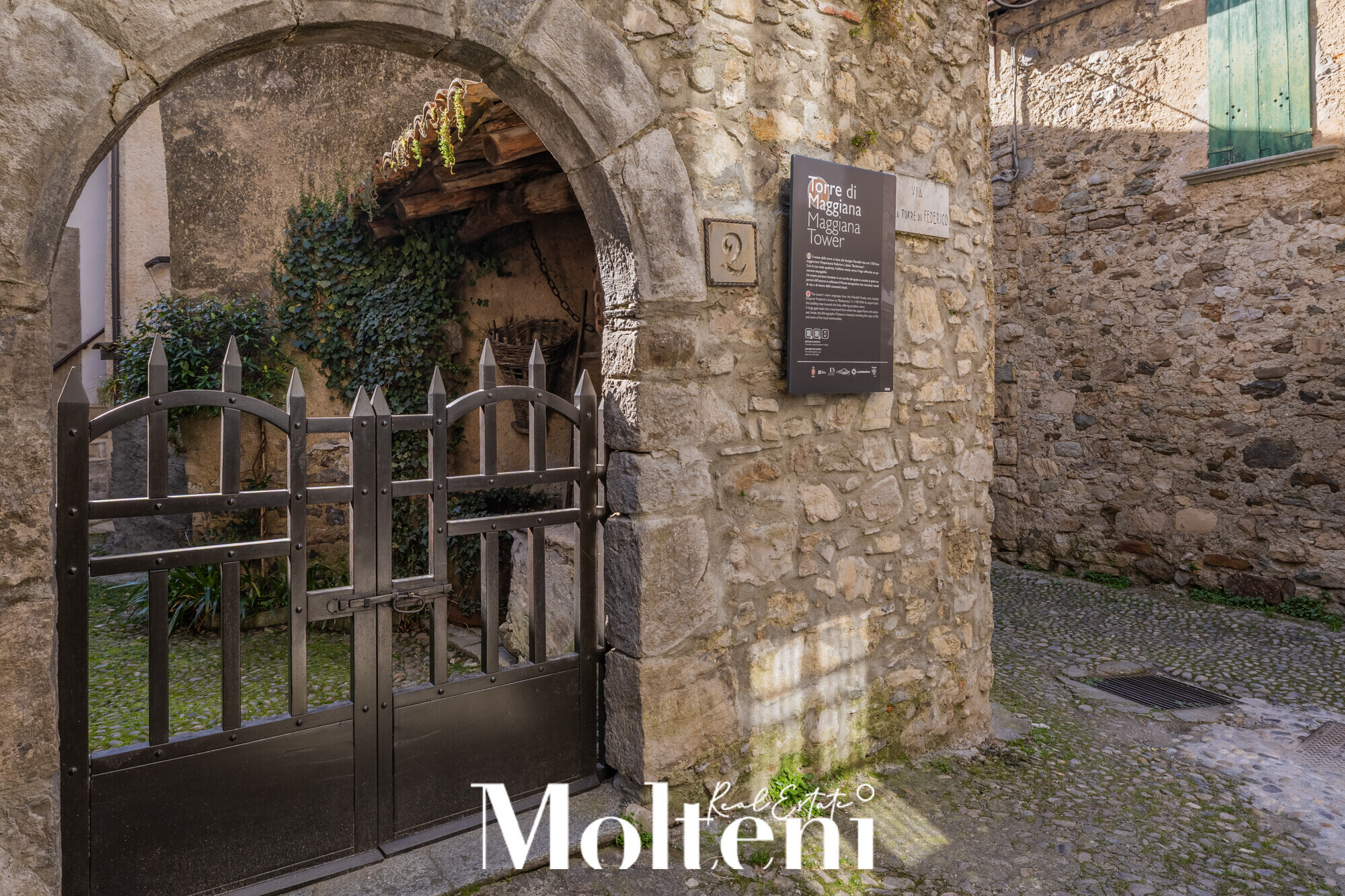 moltenirealestate_casa_house_mandellodellario_forsale_vendita_garden_giardino_terrace_terrazzo (31)