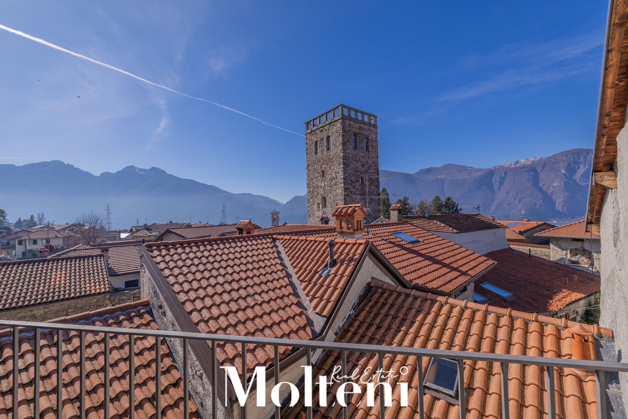 moltenirealestate_casa_house_mandellodellario_forsale_vendita_garden_giardino_terrace_terrazzo (27)