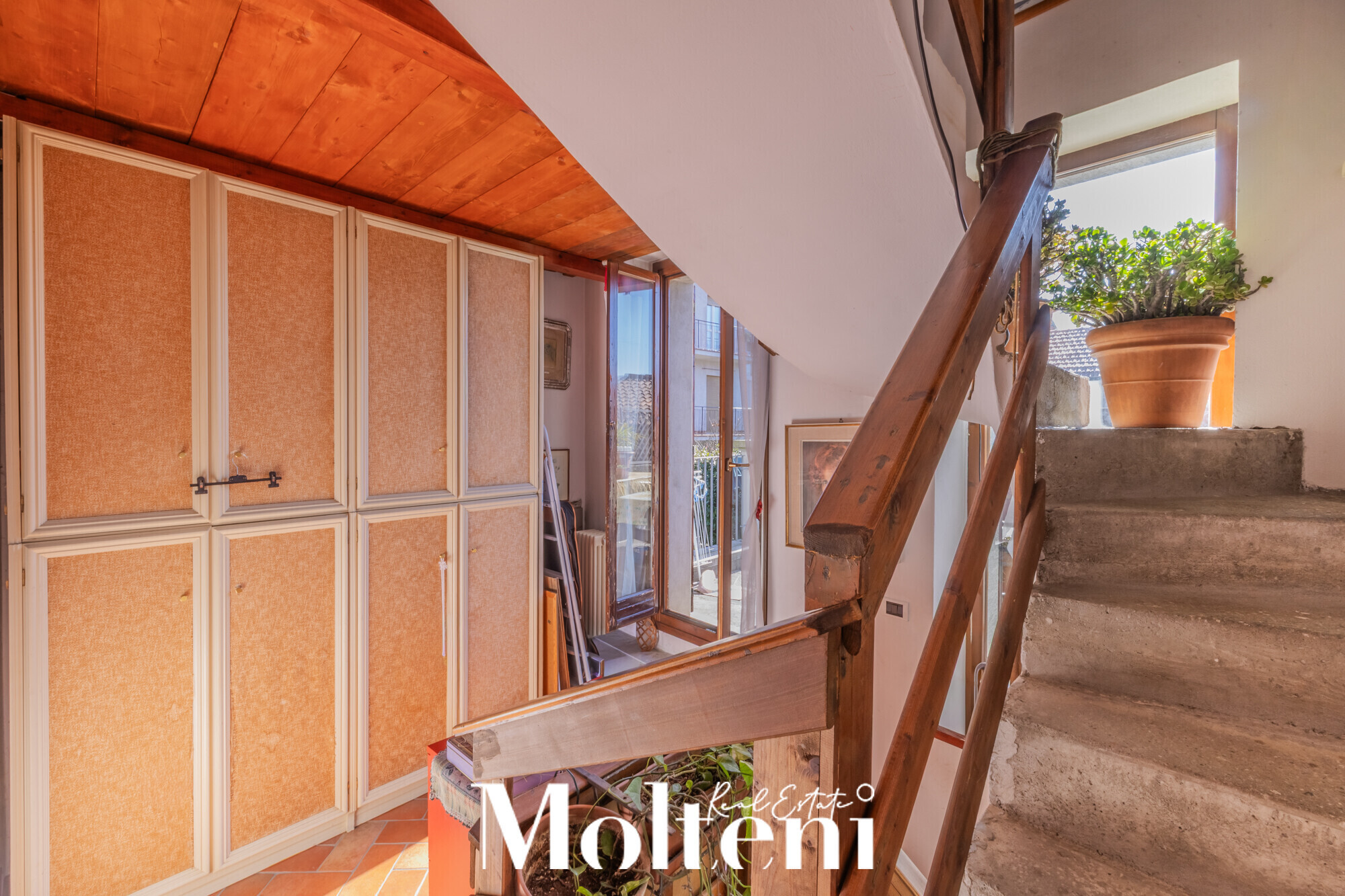 moltenirealestate_casa_house_mandellodellario_forsale_vendita_garden_giardino_terrace_terrazzo (11)