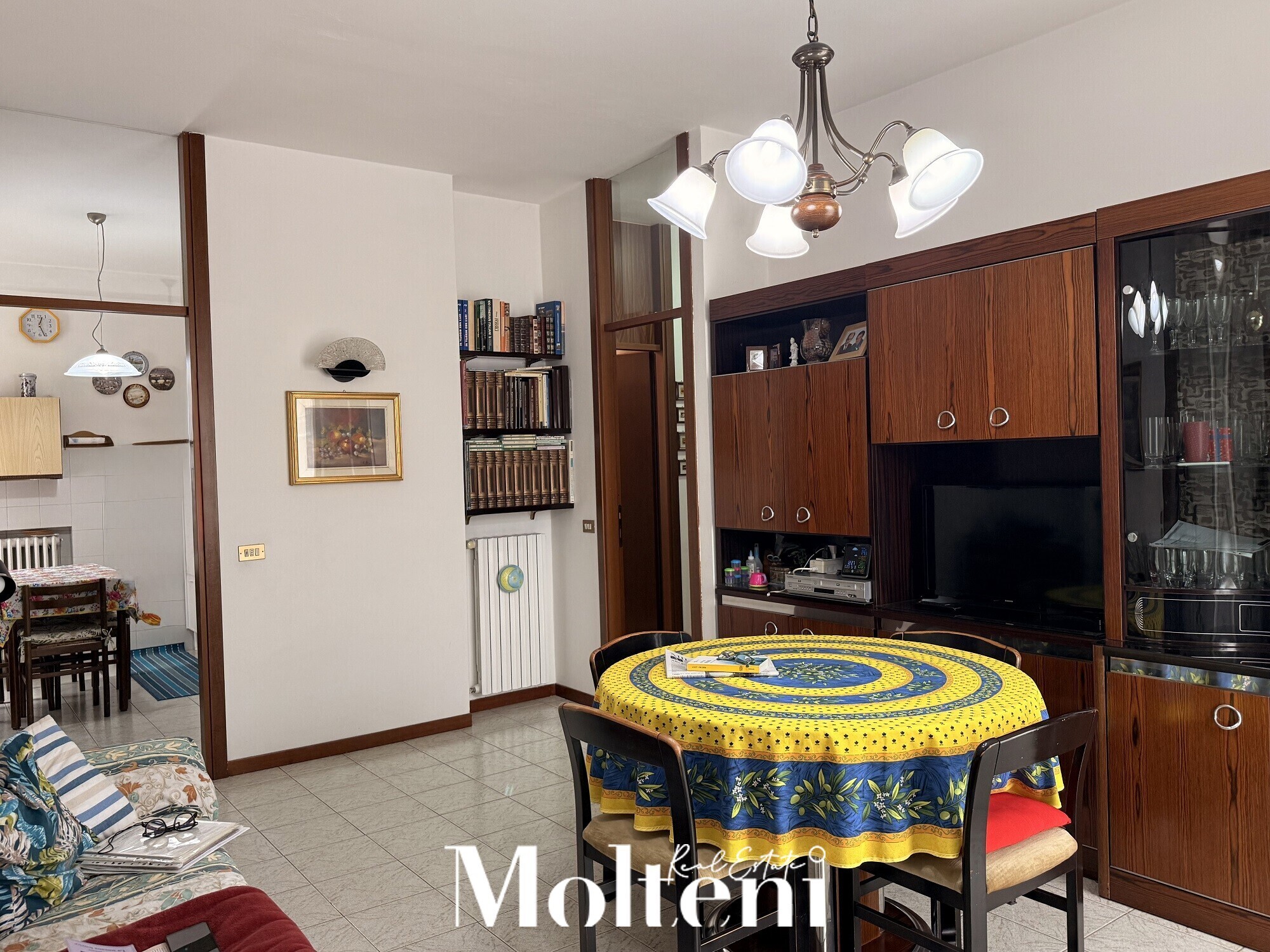 calolziocorte-appartamento-apartment-trilocale-balcone-garage-molteni-real-estate (1)