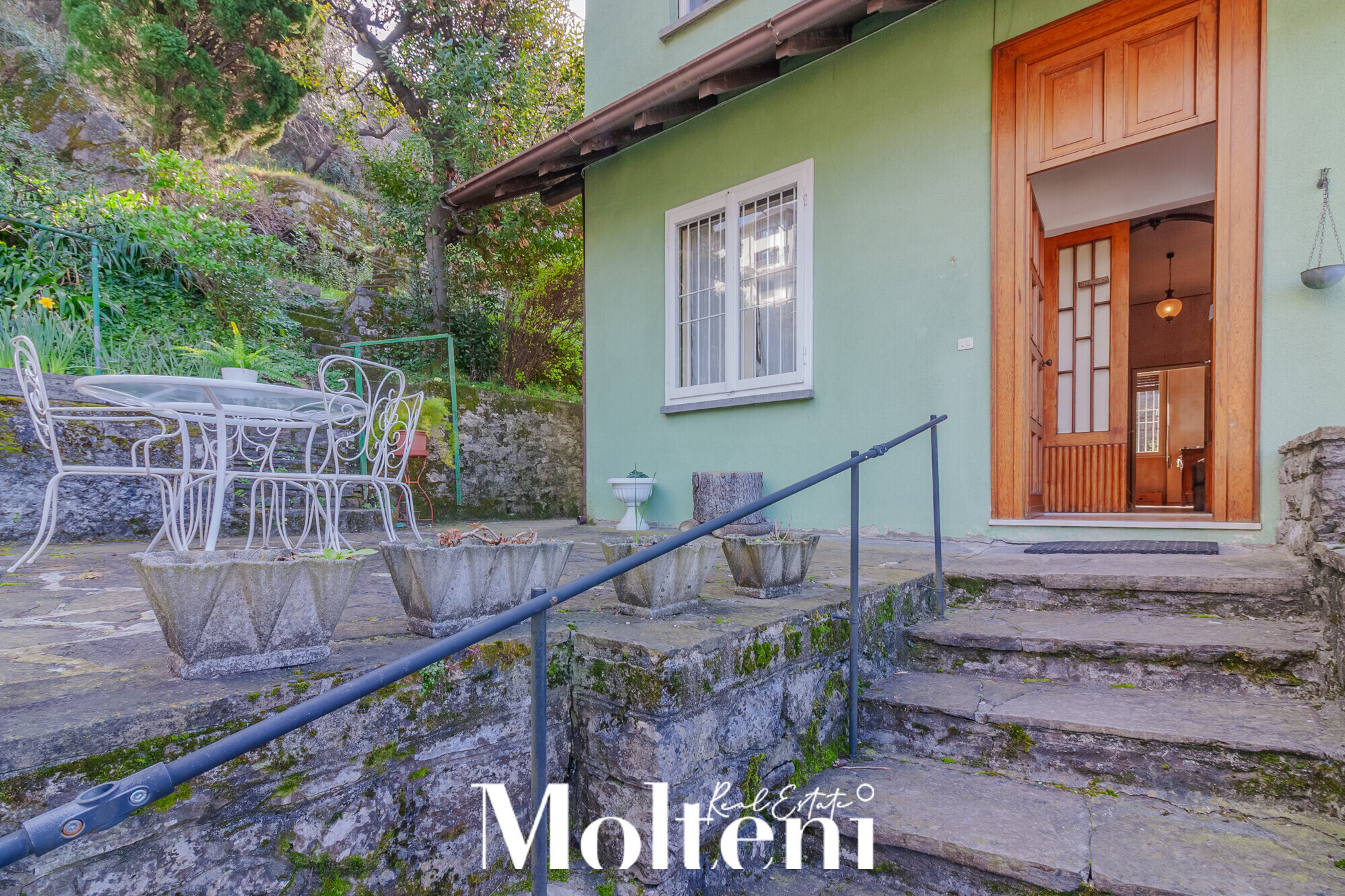 molteni_real_estate_mandello-del-lario-olcio- vendita_forsale_villa_independent-house_giardino-garden-vista-lago-lake-view (15)