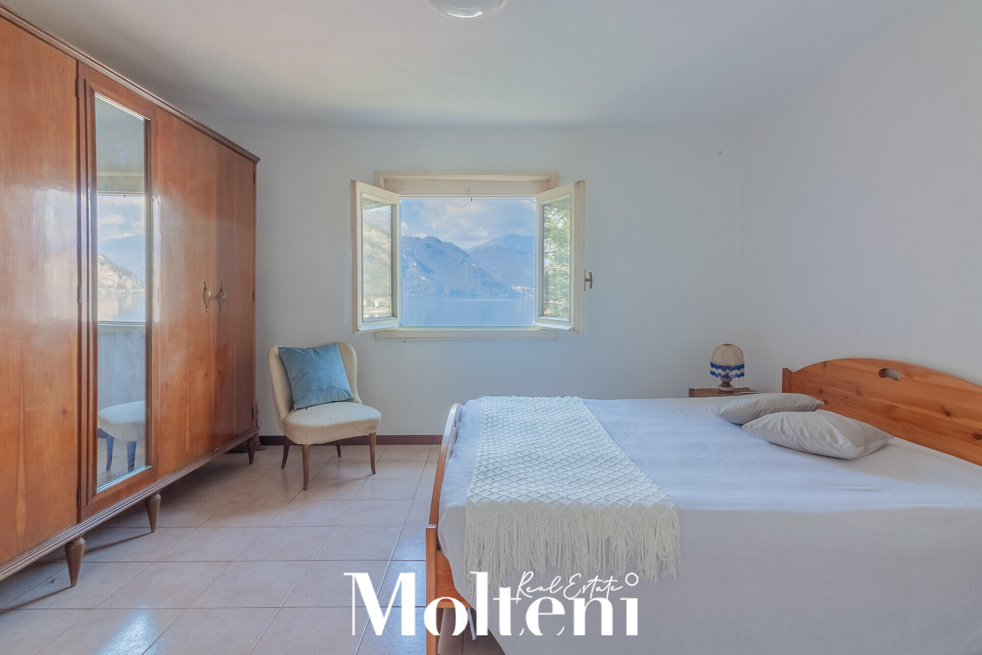 molteni_real_estate_mandello-del-lario-olcio- vendita_forsale_villa_independent-house_giardino-garden-vista-lago-lake-view (40)