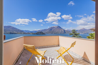 molteni_real_estate_varenna_ vendita_forsale_villa_independent-house_giardino-garden-terrazzo_terrace_vista-lago-lake-view_garage (32)